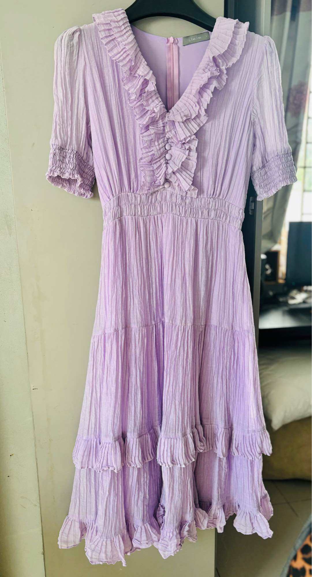 Đầm Tím Lamiann sz L new 90%