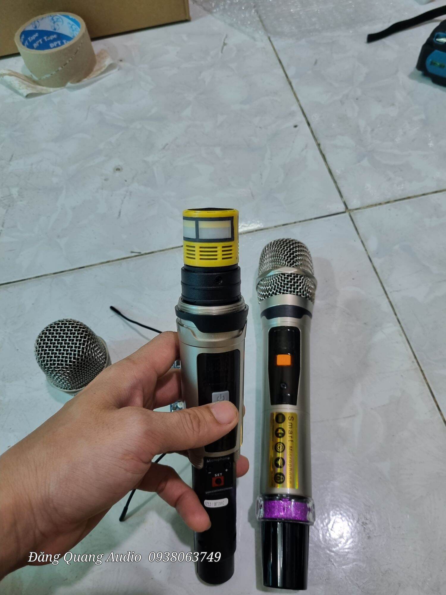Micro chống hú ugx bạc