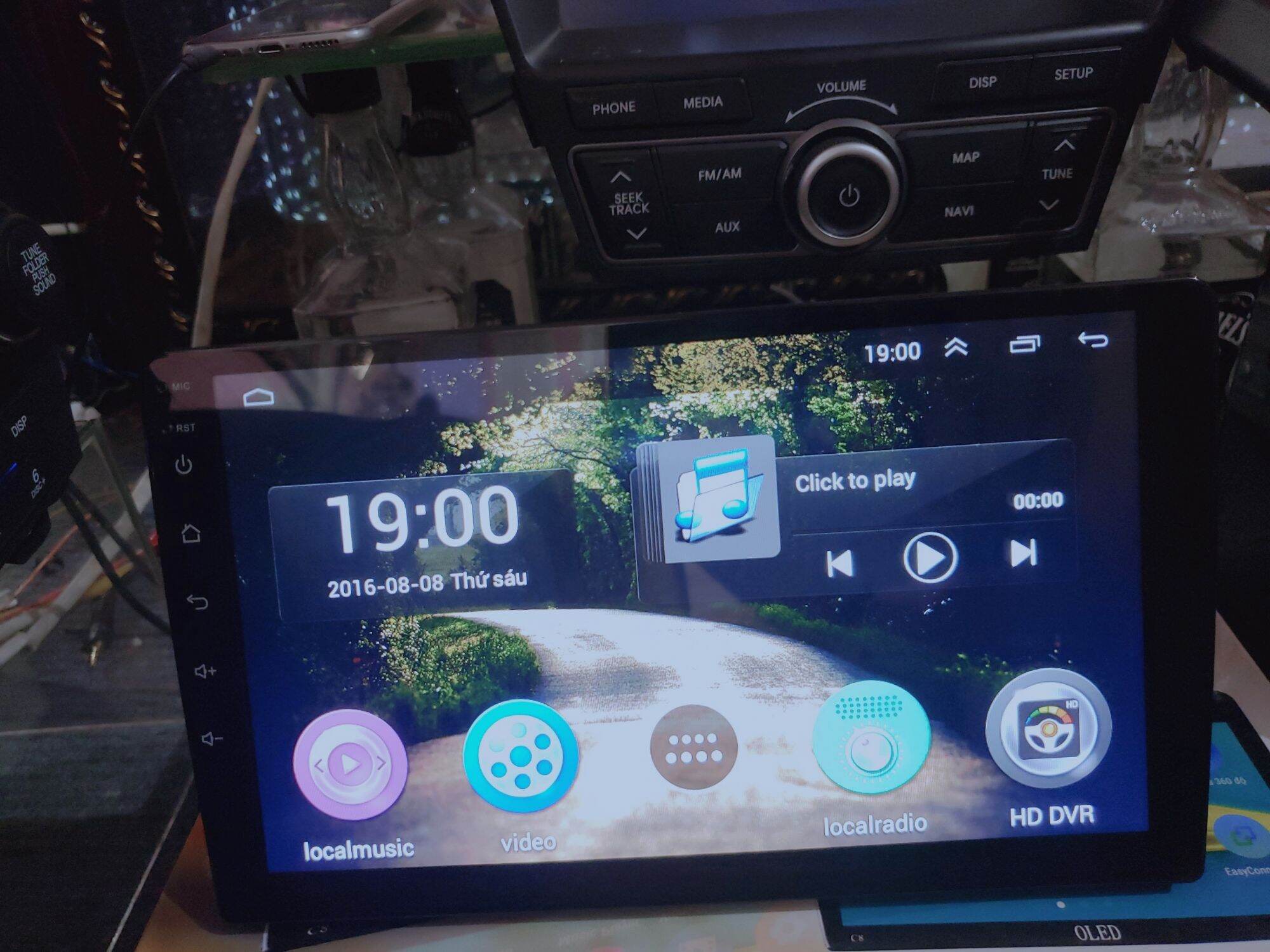 Màn Androi OLED C2 & Dưỡng cho xe huyndai I10  ( 2014 2021)