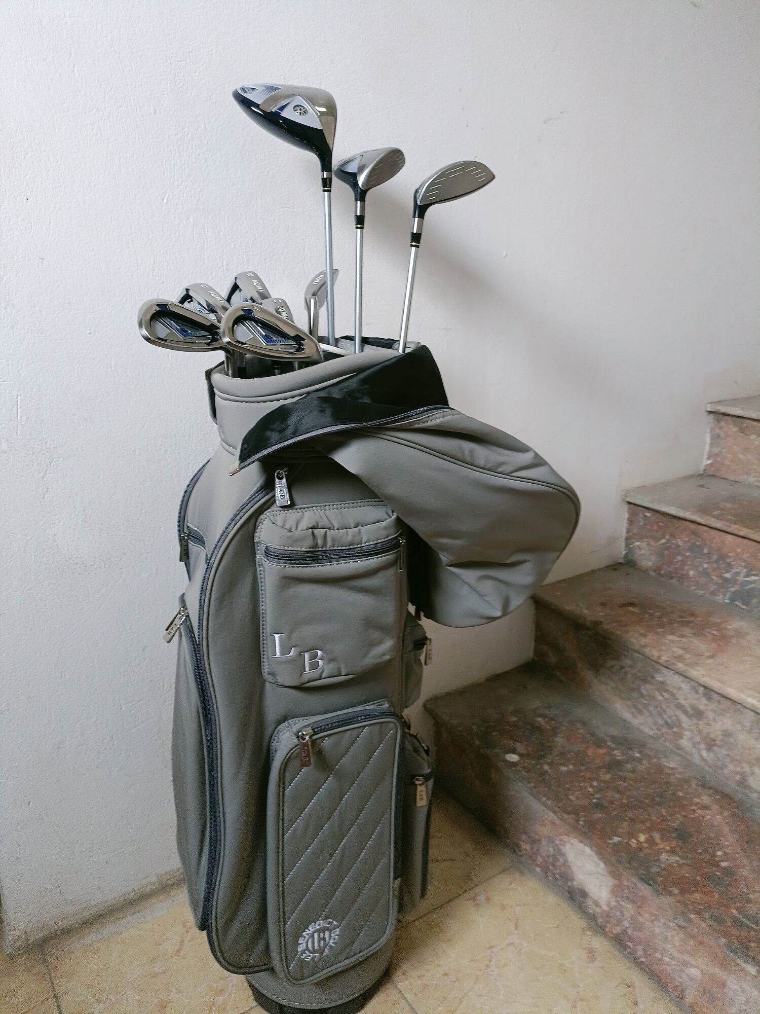 Bộ golf Honma Nữ Ladies Bộ gậy golf Honma Ladies Nữ Fullset Ladies Honma Nữ gậy golf Ladies Honma Nữ Set golf Ladies Honma kèm túi golf