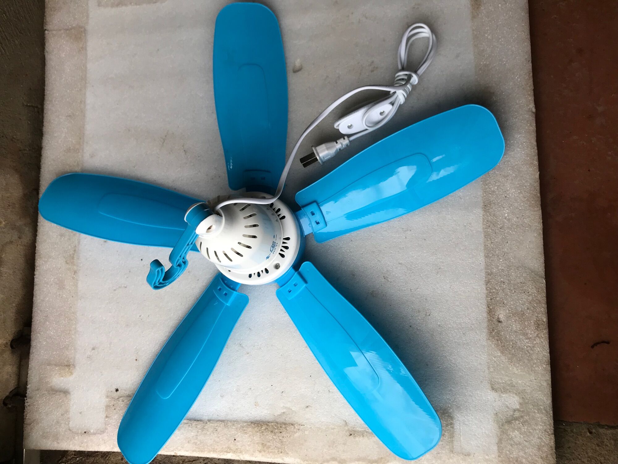 Quạt trần màn jin yl 822