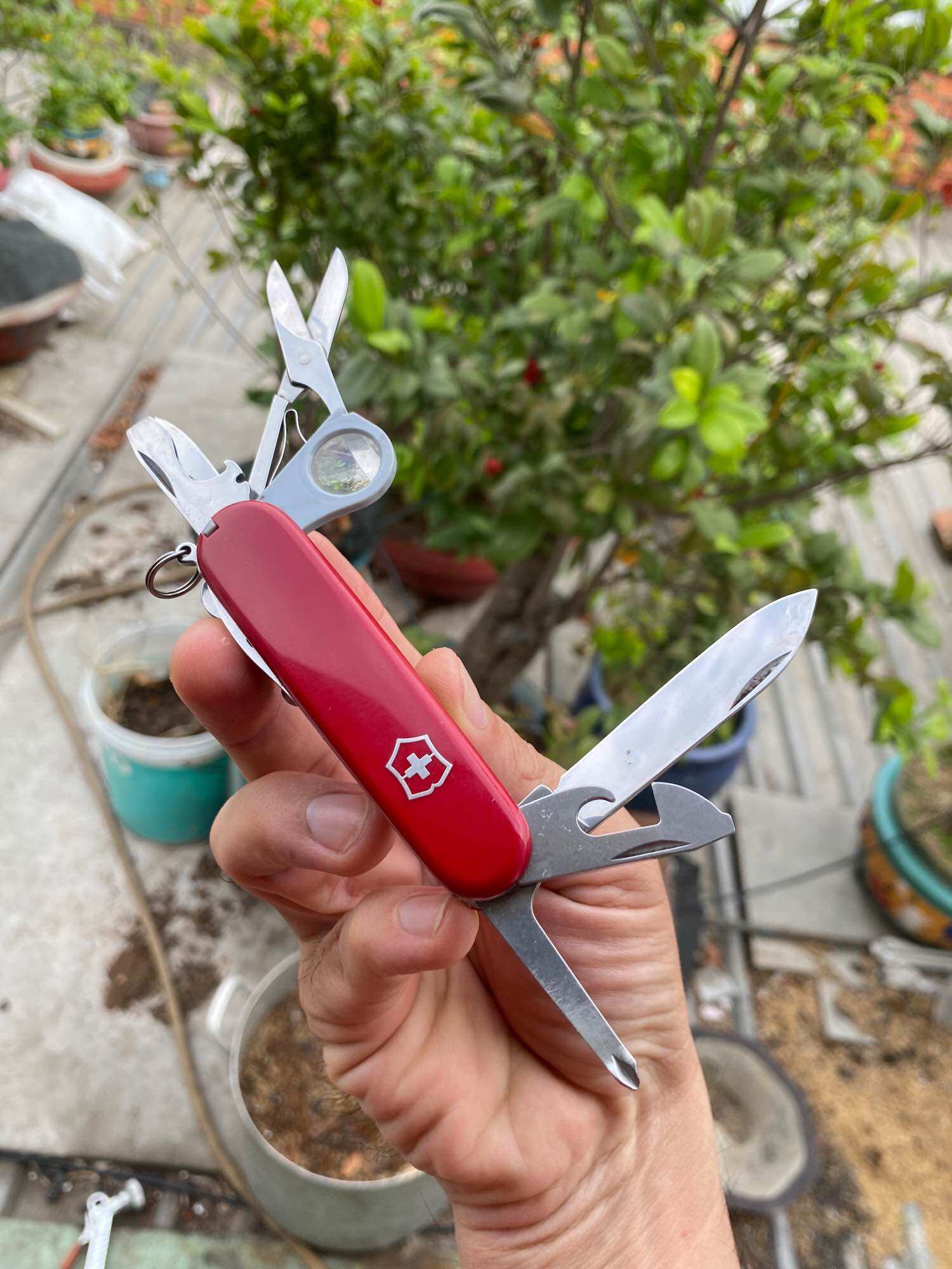 Dụng cụ đa năng Victorinox Explorer