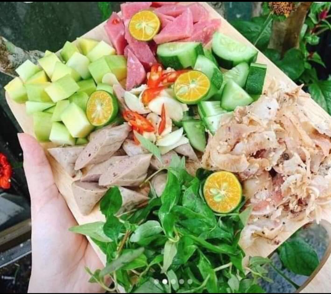 2 cây Tré rơm cô 4 Bình Định (1 cây 200gram luôn rơm)