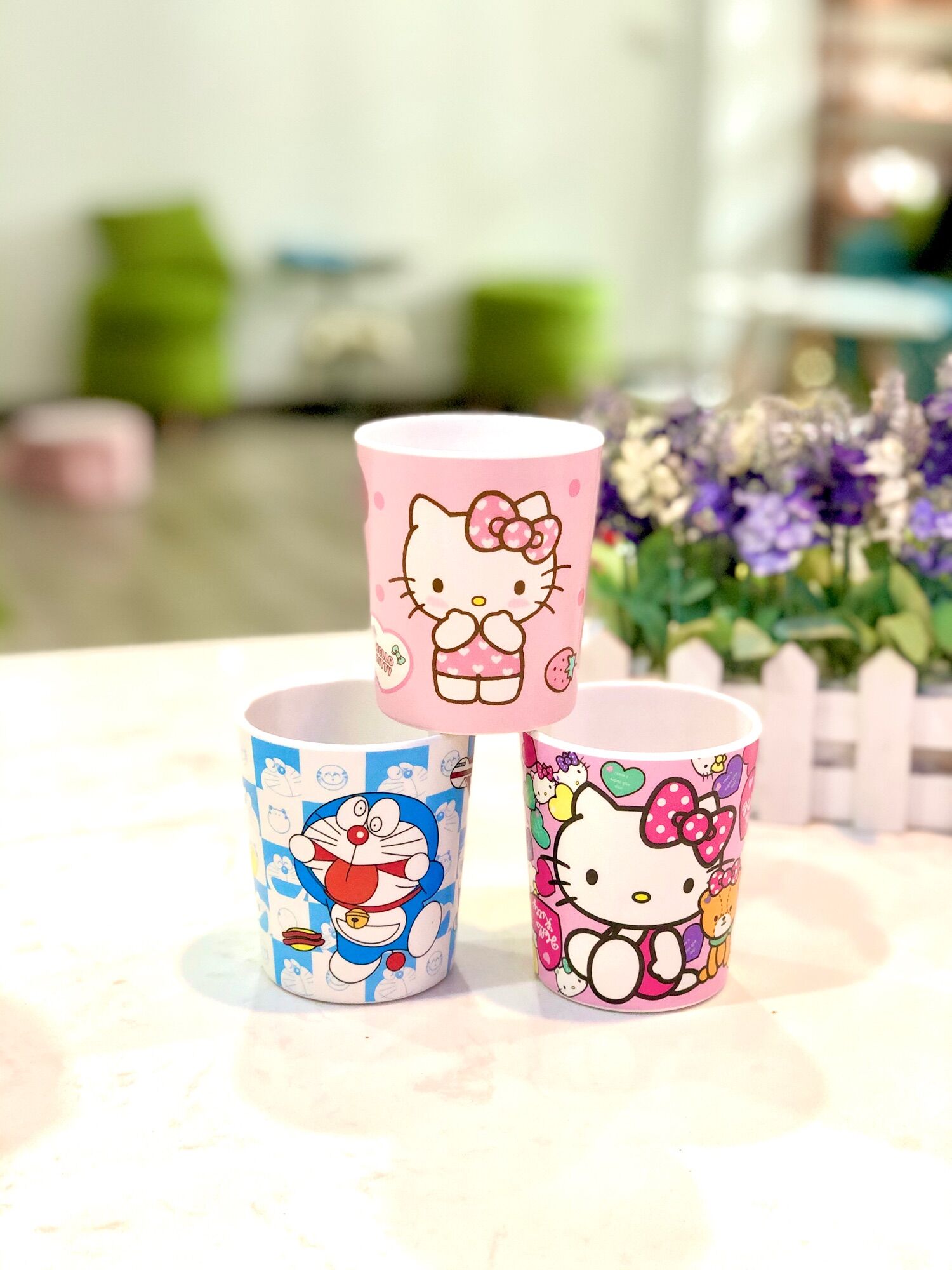 Ly 200Ml Hellokitty Doreamon
