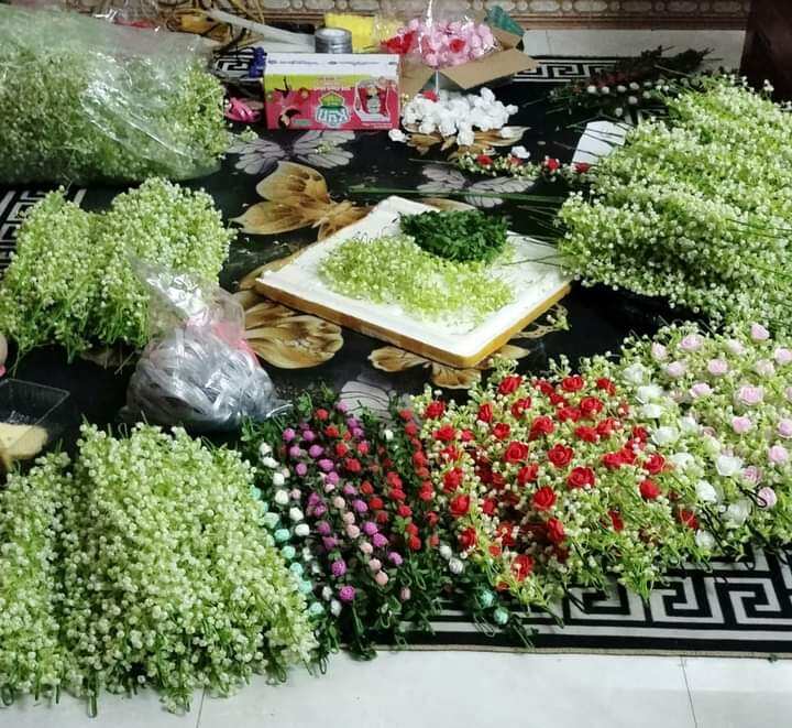 Sỉ vòng đội đầu chụp ảnh kỷ yếu