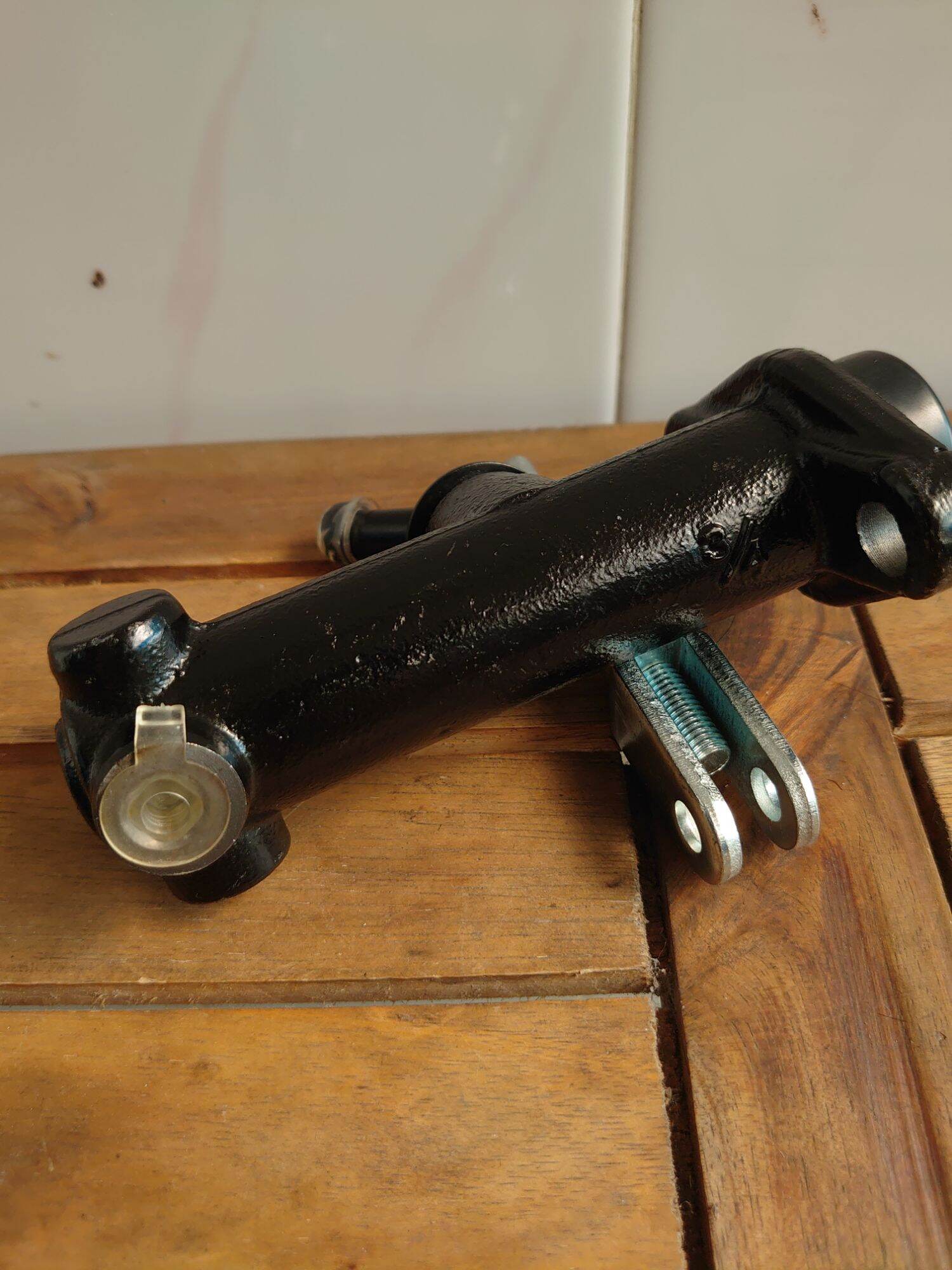 tổng phanh xe nâng TCM FD15-30