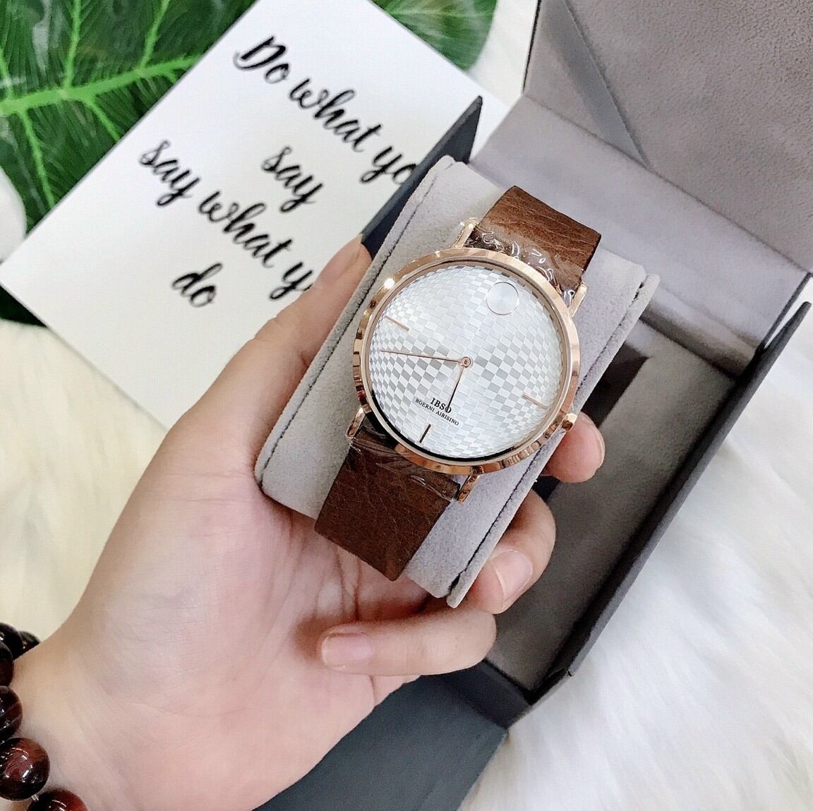 Đồng hồ nam IBSO dây da viền cực mỏng