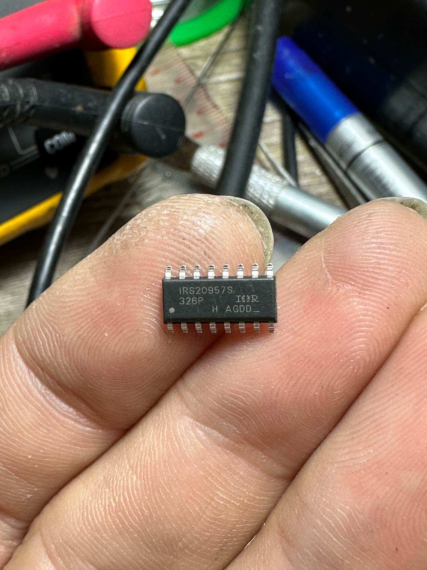 IC công suất IRS20957 hàng mới chính hãng