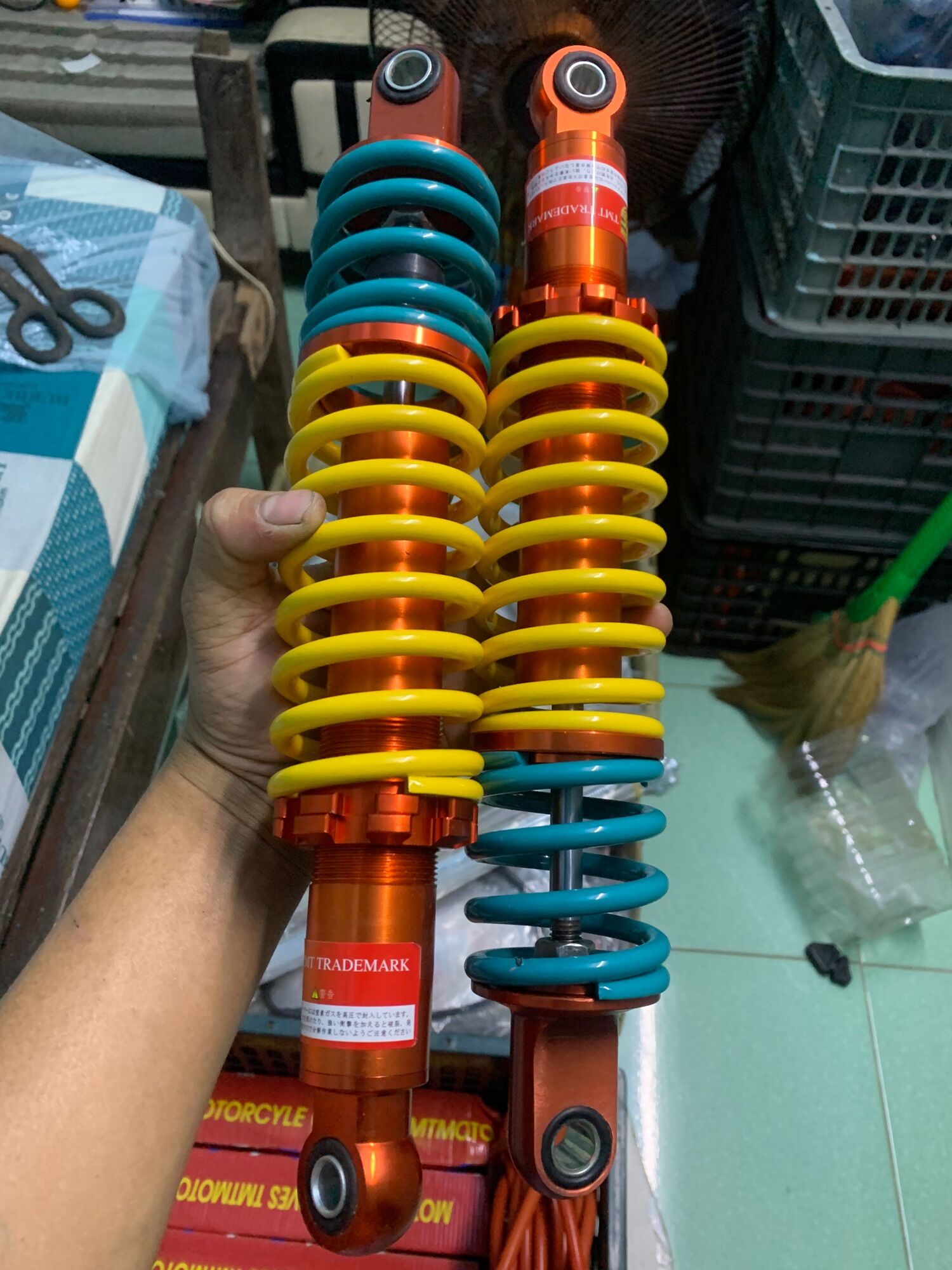 Phuộc 2 lò xo (hàng đẹp)