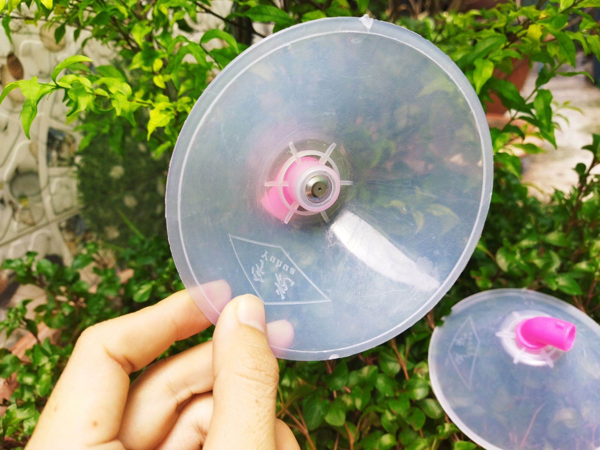 combo 2 béc phun thuốc trừ sâu hình nón .