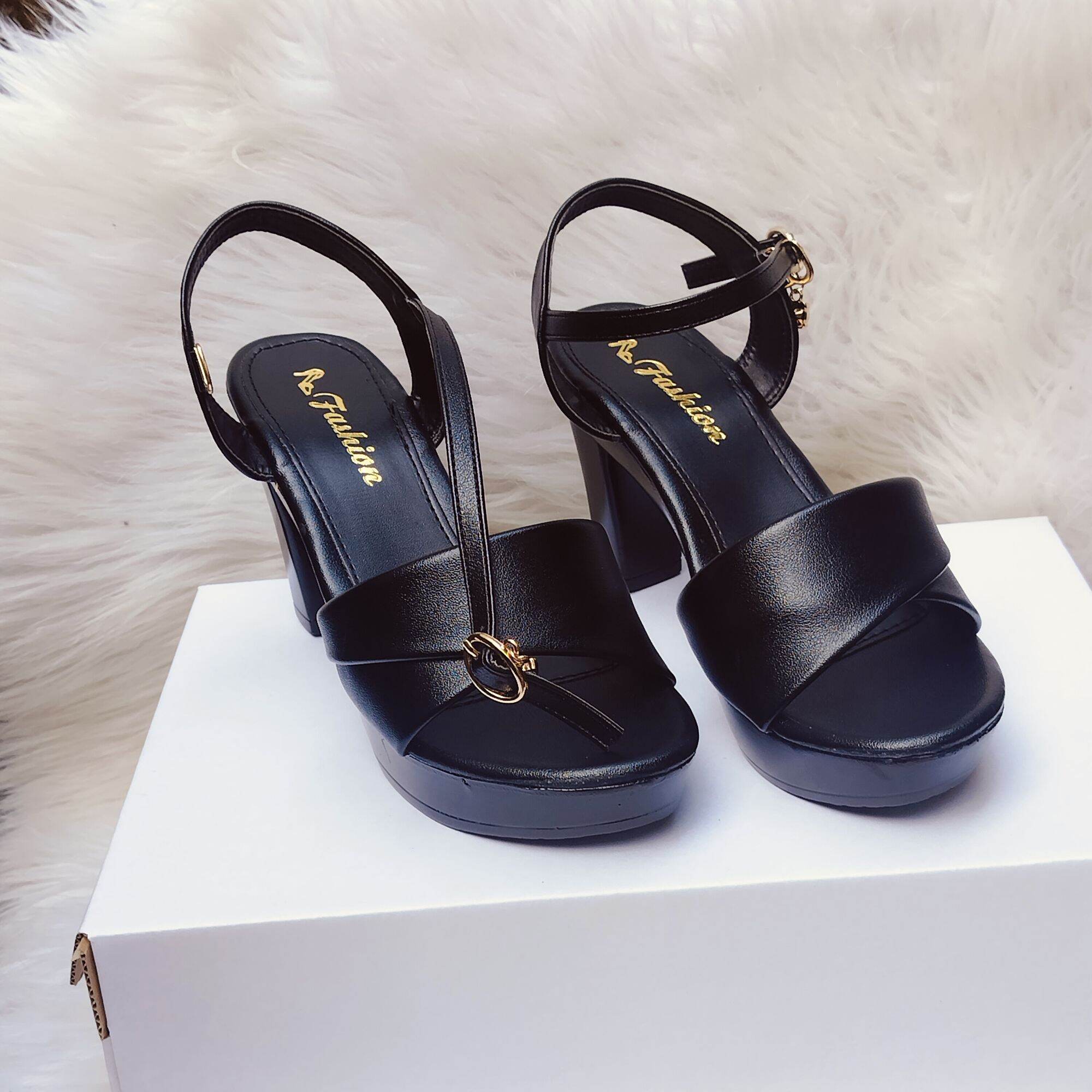 Sandanl xuồng gót Cao  9cm