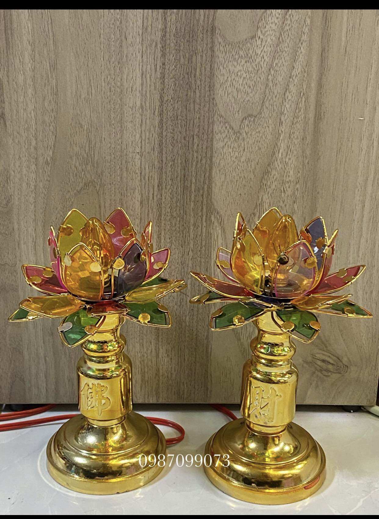Cặp đèn thờ hoa sen bảy màu kèm bóng ớt