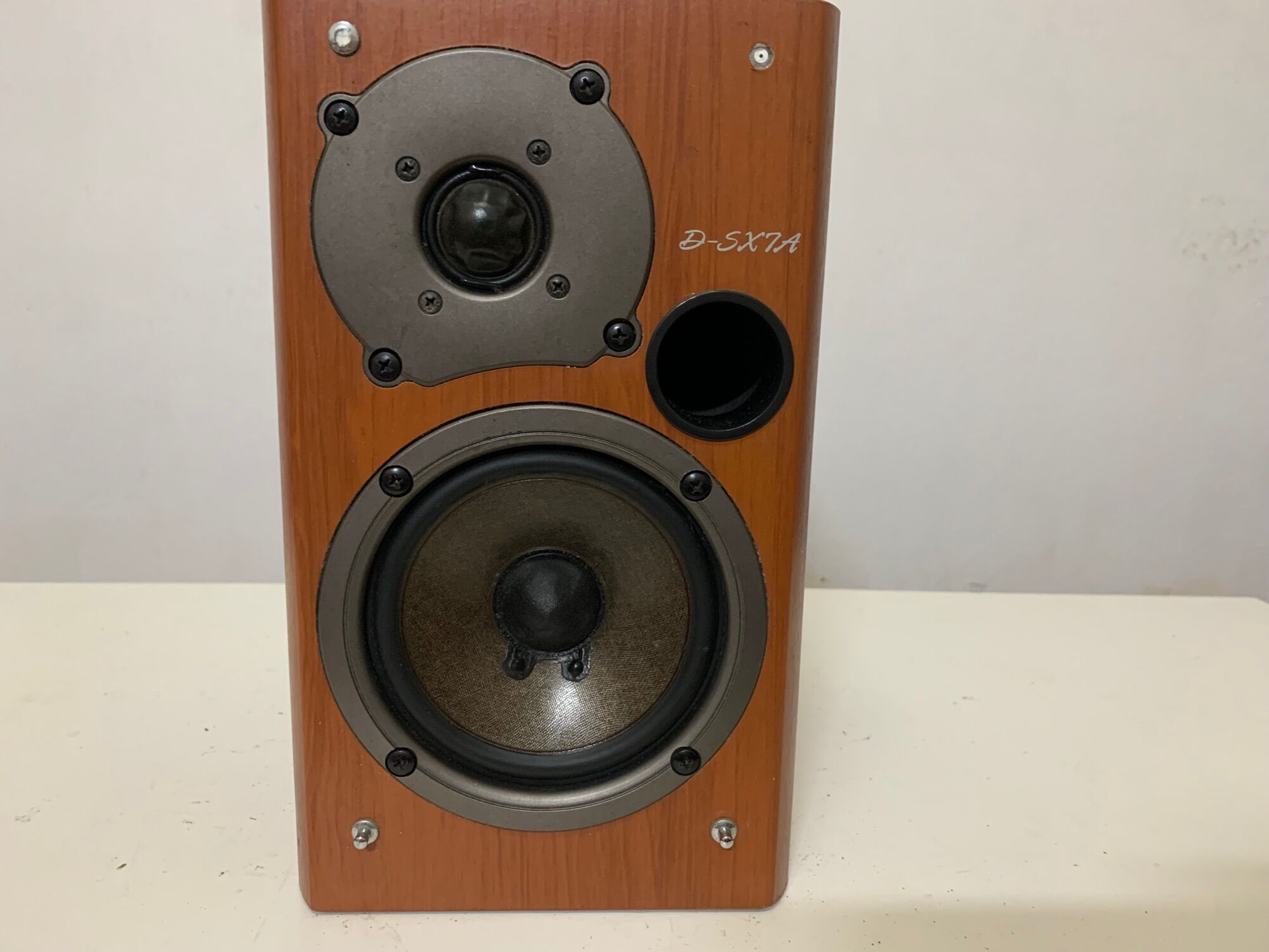 Loa onkyo sx7A