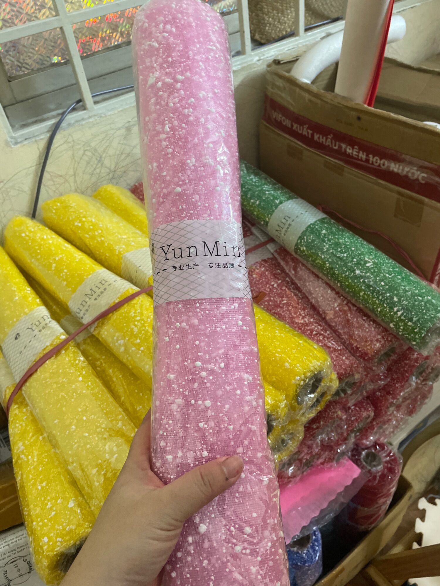 [HCM]Cuộn Lưới Tuyết Bó Hoa Trang Trí