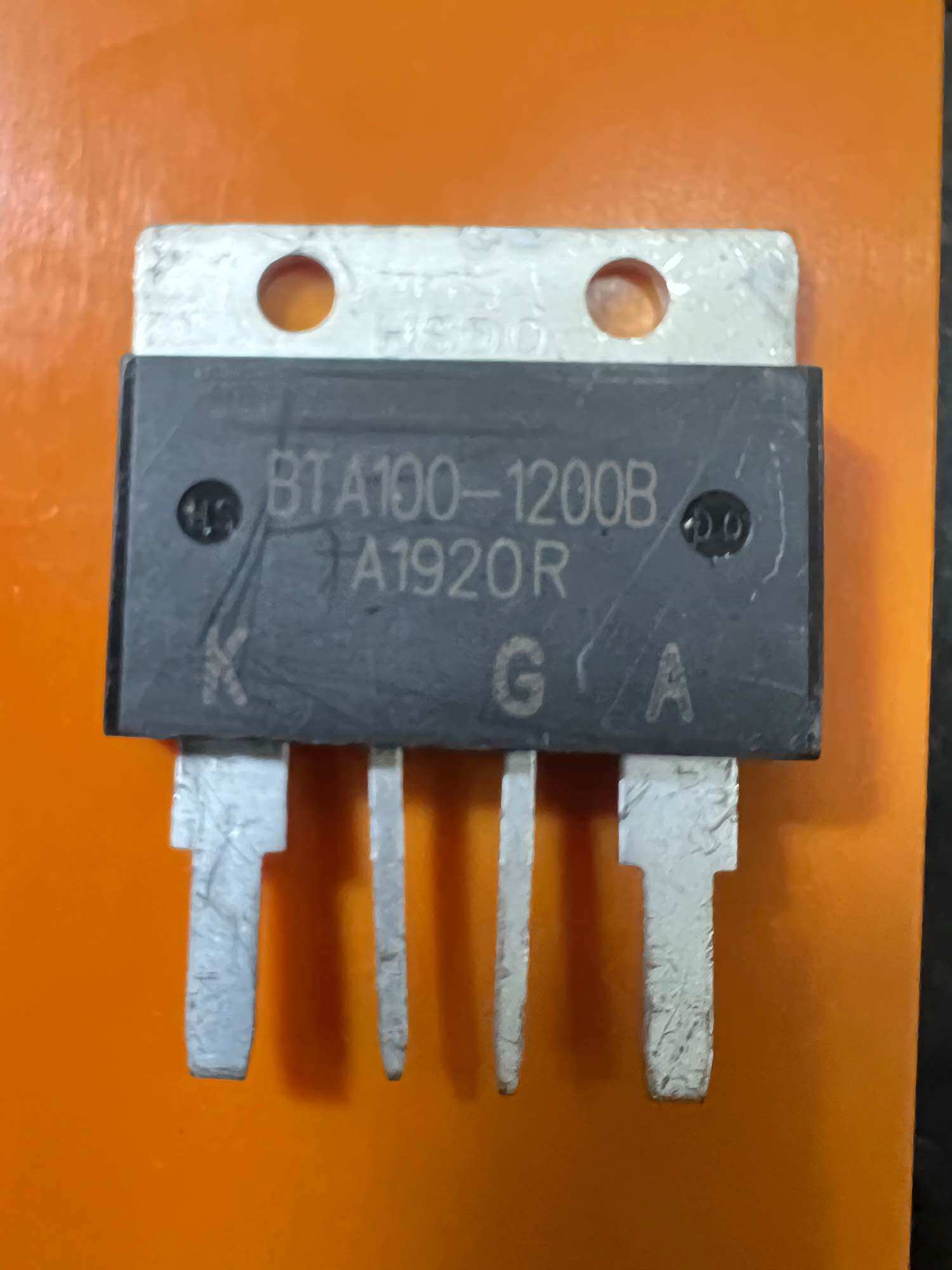 Bta 100a 1200b triac chế máy hàn cell pin 18650