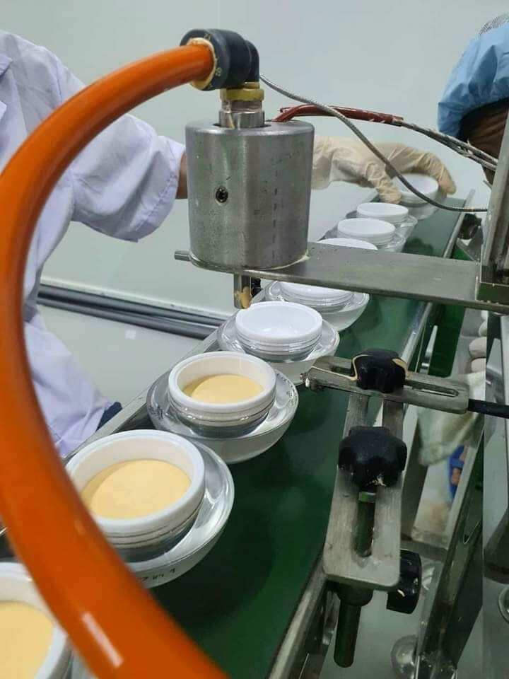 kem dưỡng trắng da huỳnh đỗ (sỉ 2 hộp) 320k