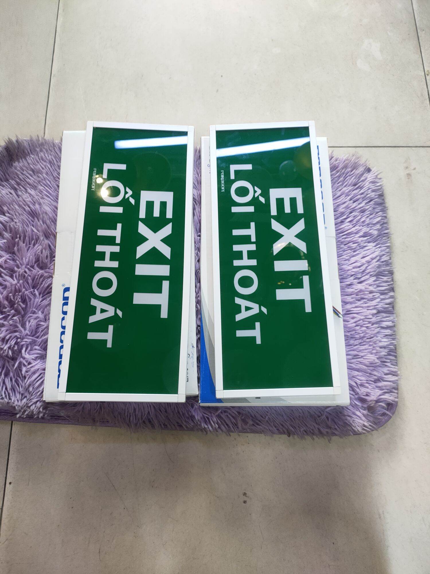 Đèn exit -lối thoát 1 mặt,2 mặt paragon hàng chính hãng