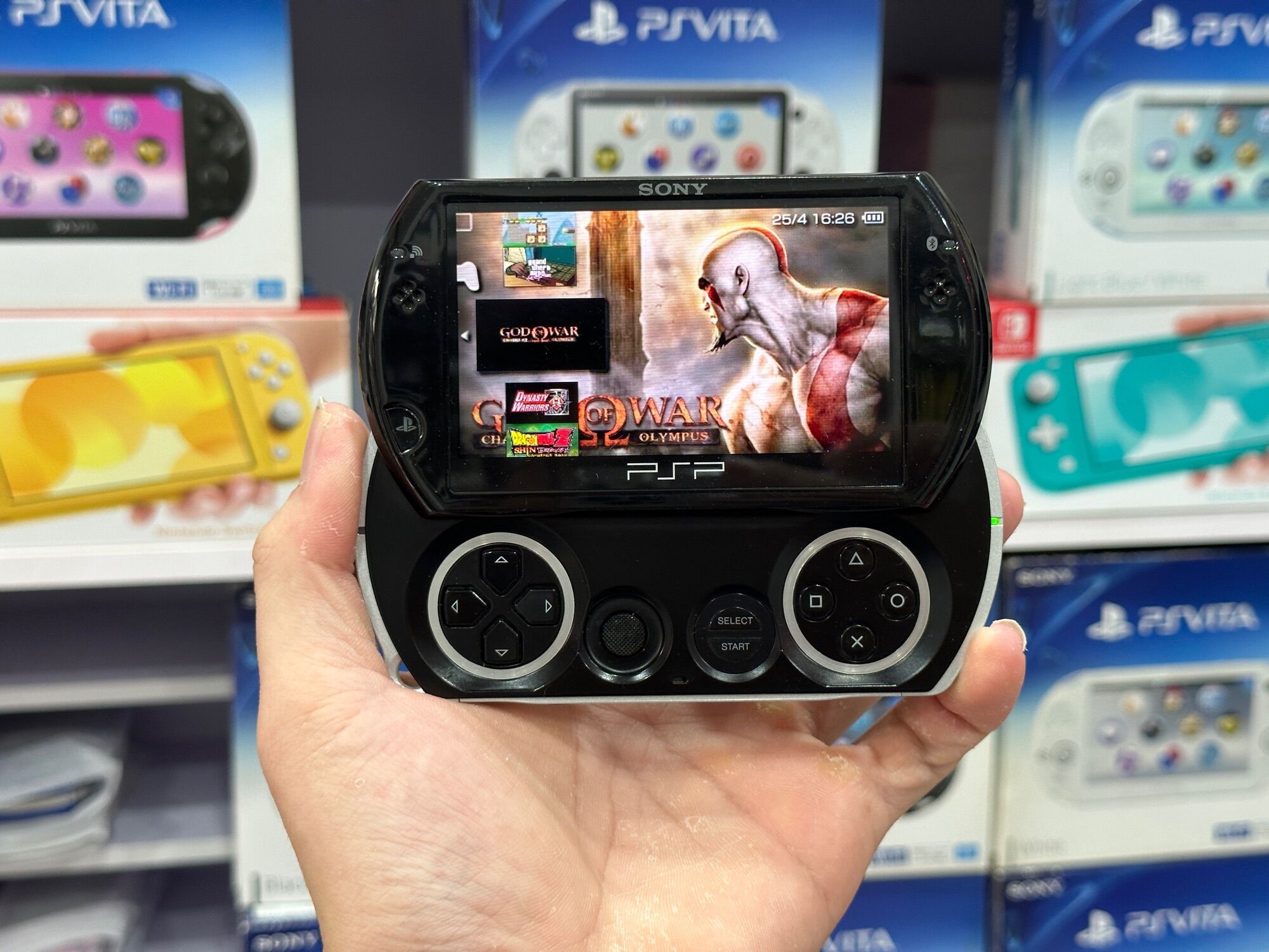 Máy Game PSP GO Full Game 16Gb