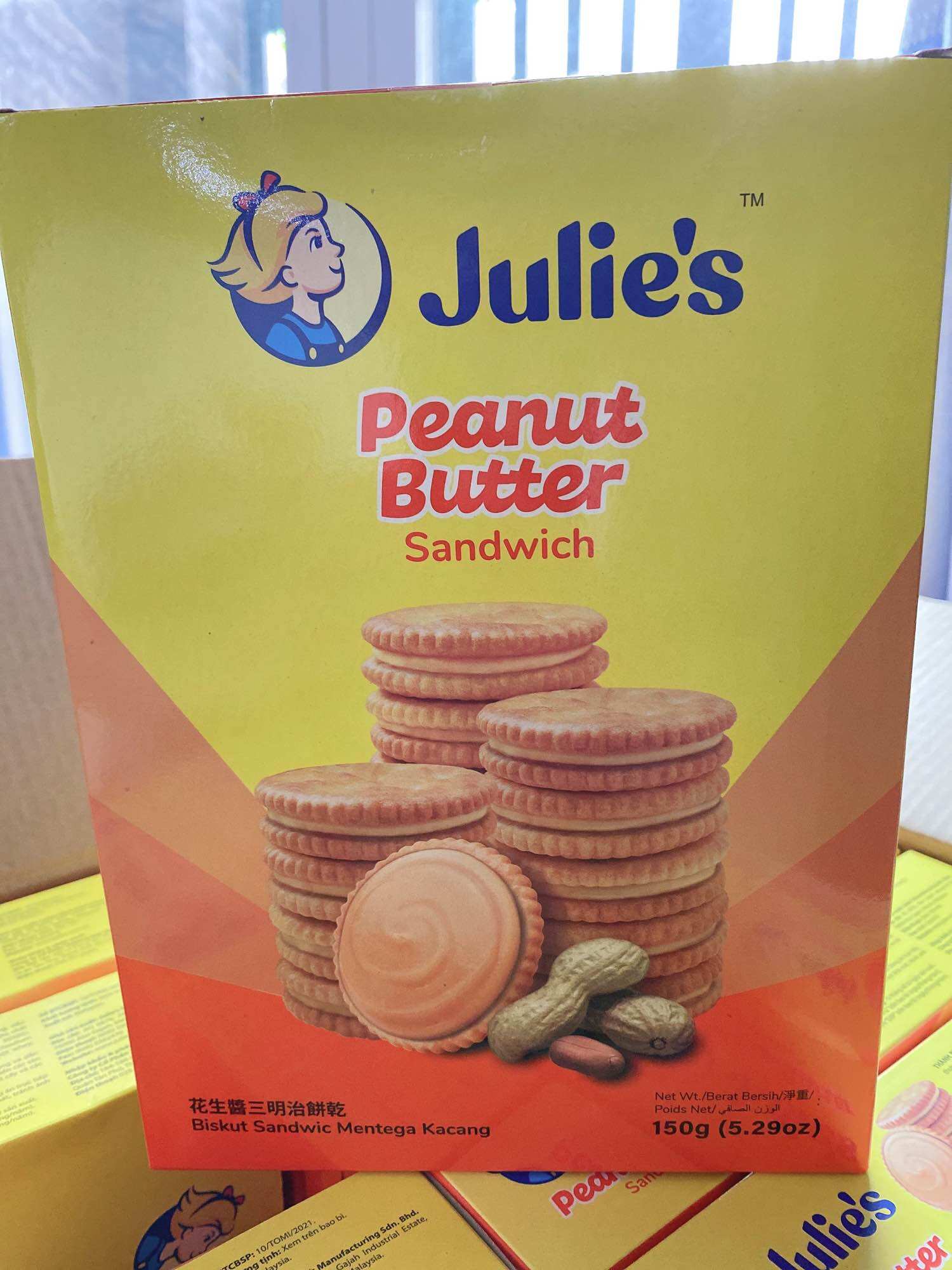 Bánh Quy Nhân Bơ Đậu Phộng Julie's 150g