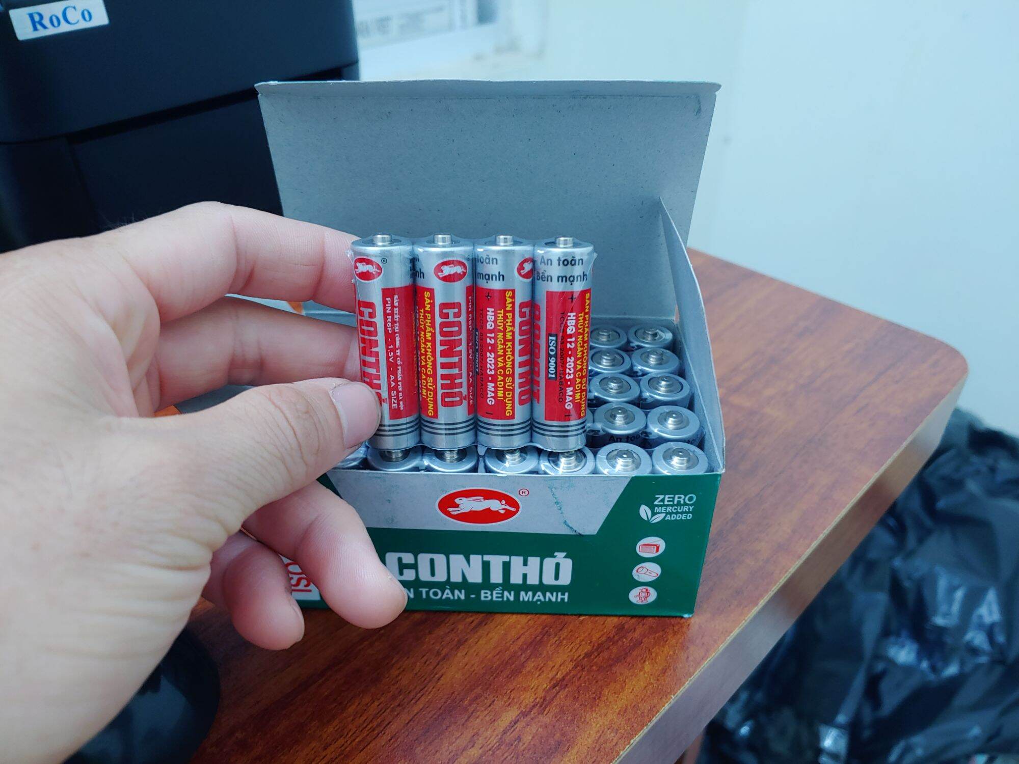 vỉ 4 viên Pin con thỏ