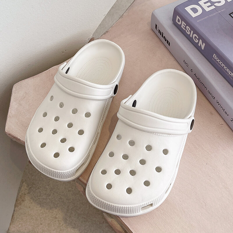 Crocs Đáy Dày Nữ Mùa Hè Dễ Thương Thời Trang Slip-On Chống Trơn Trượt Giày Sandal Đế Bằng Đi Biển Y 