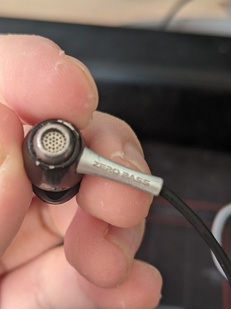 Tai nghe zero audio zb-03