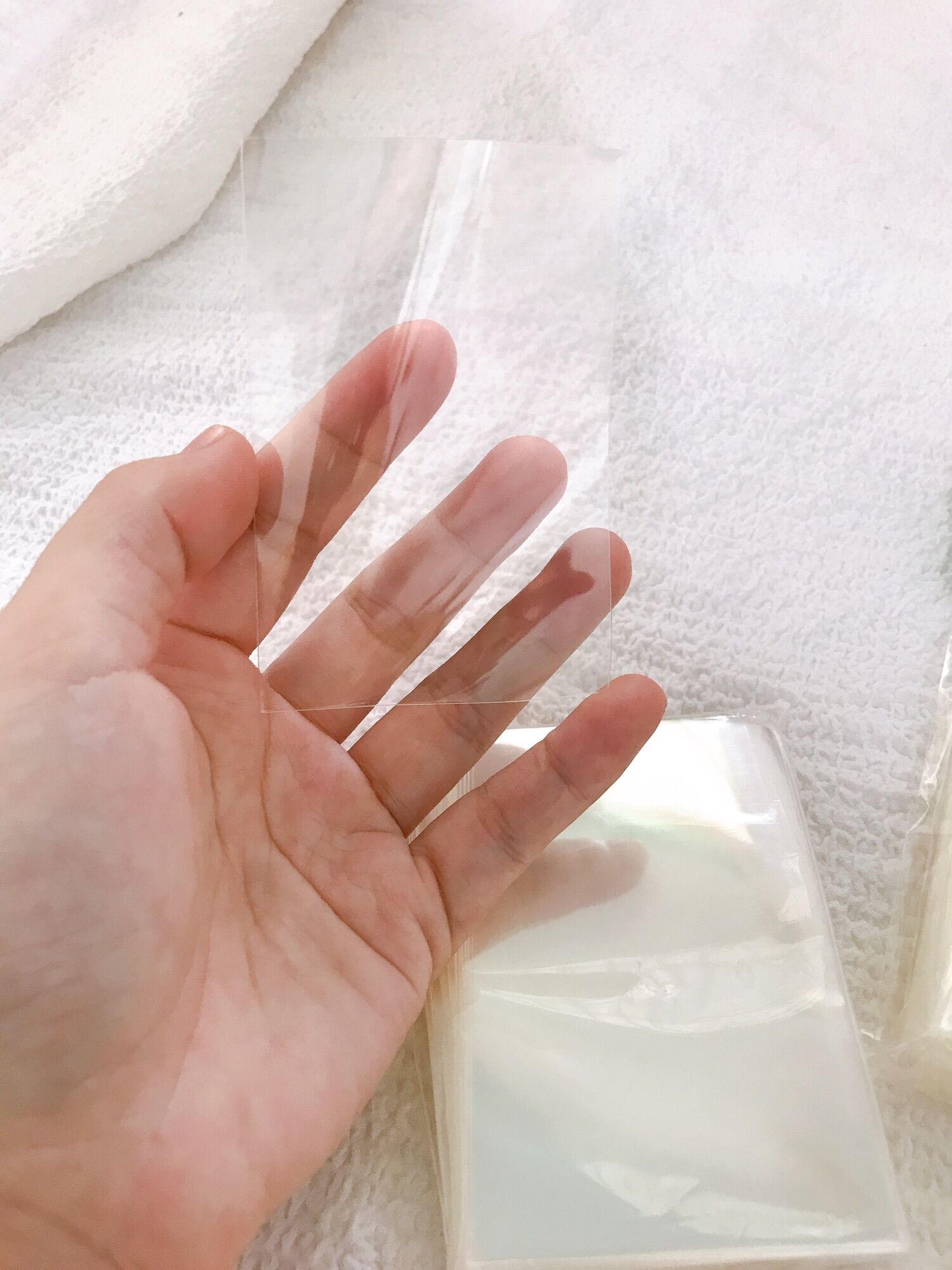 Sleeve bọc card Meet chất liệu dày dặn