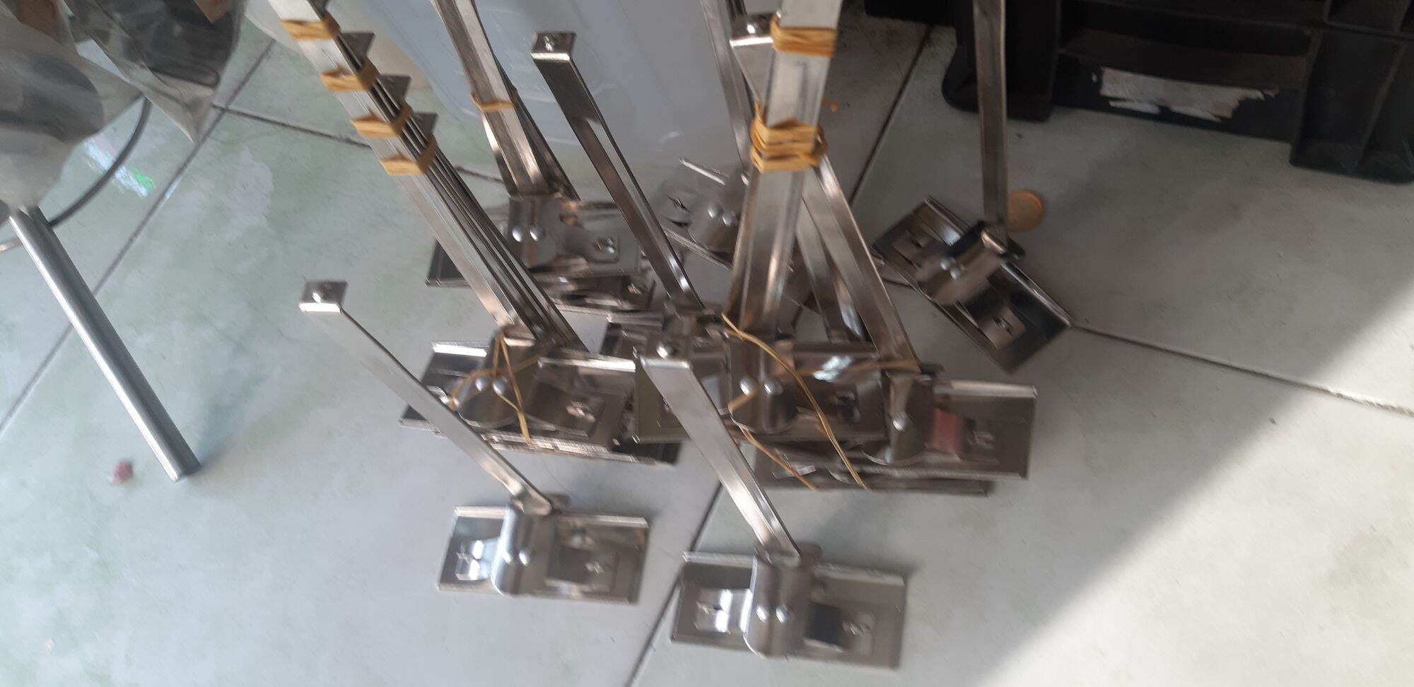 com bo kẹp vải đứng cao cấp