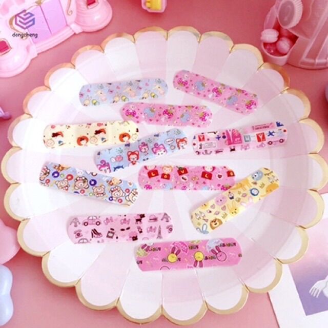 Set 10 băng dán cá nhân siêu cute