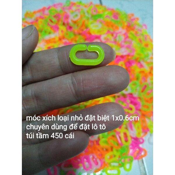Móc xích nhựa loại nhỏ dùng để đặt lô tô