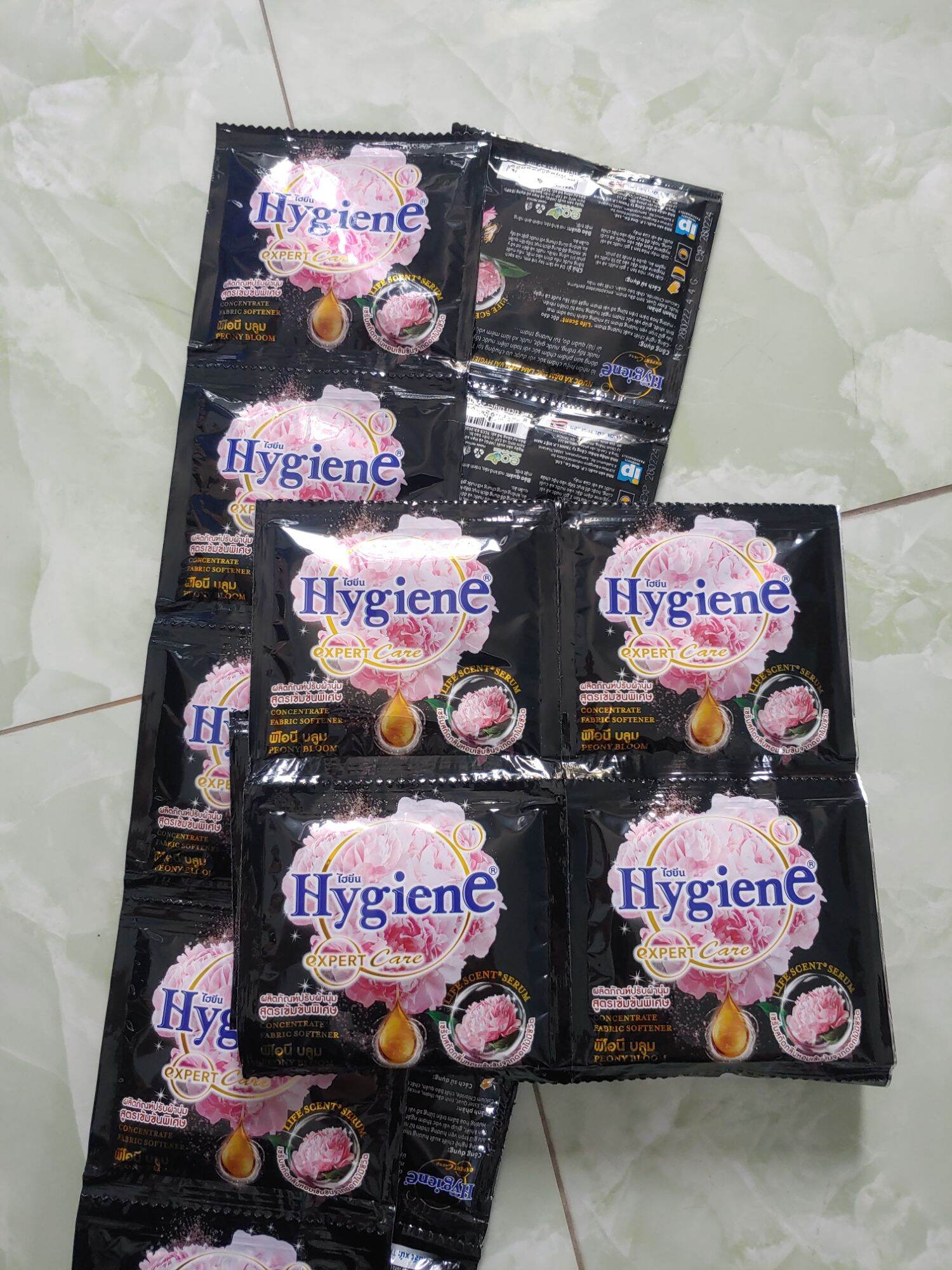 Nước xả Hygiene 20ml màu Đen - dây 12 gói