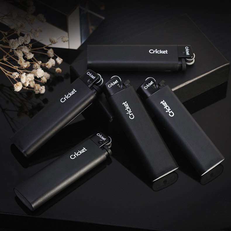 Bật Lửa Cricket Original Màu Đen