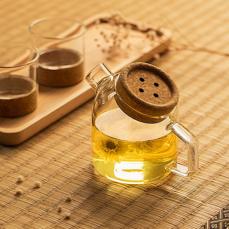 Ấm pha trà thủy tinh chịu nhiệt cao bắc âu ấm trà hoa quả sáng tạo gia dụng phòng khách ấm đun trà cá tính cỡ nhỏ đáng yêu