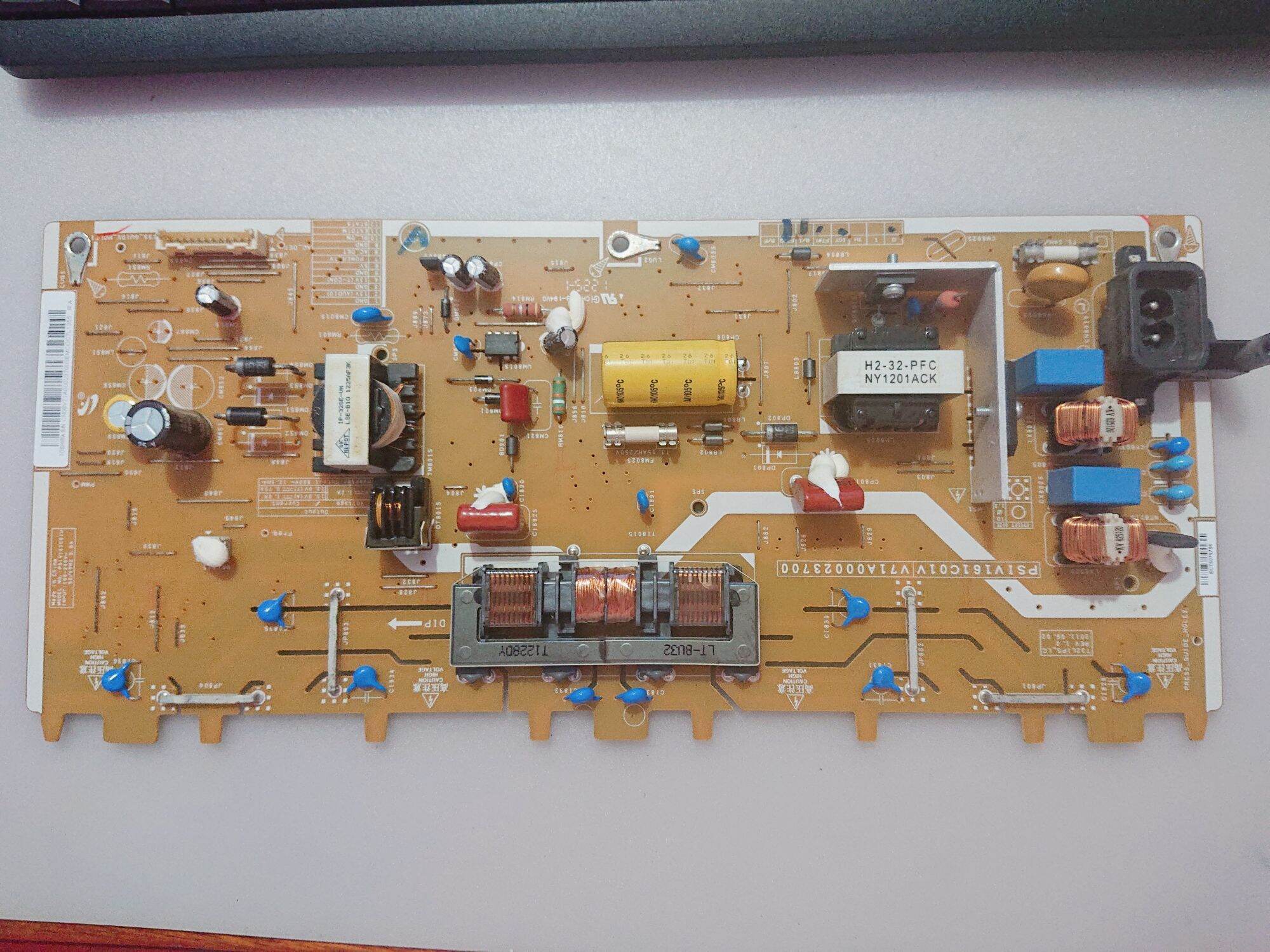 32HV10V - BO NGUỒN (SP040 D9)