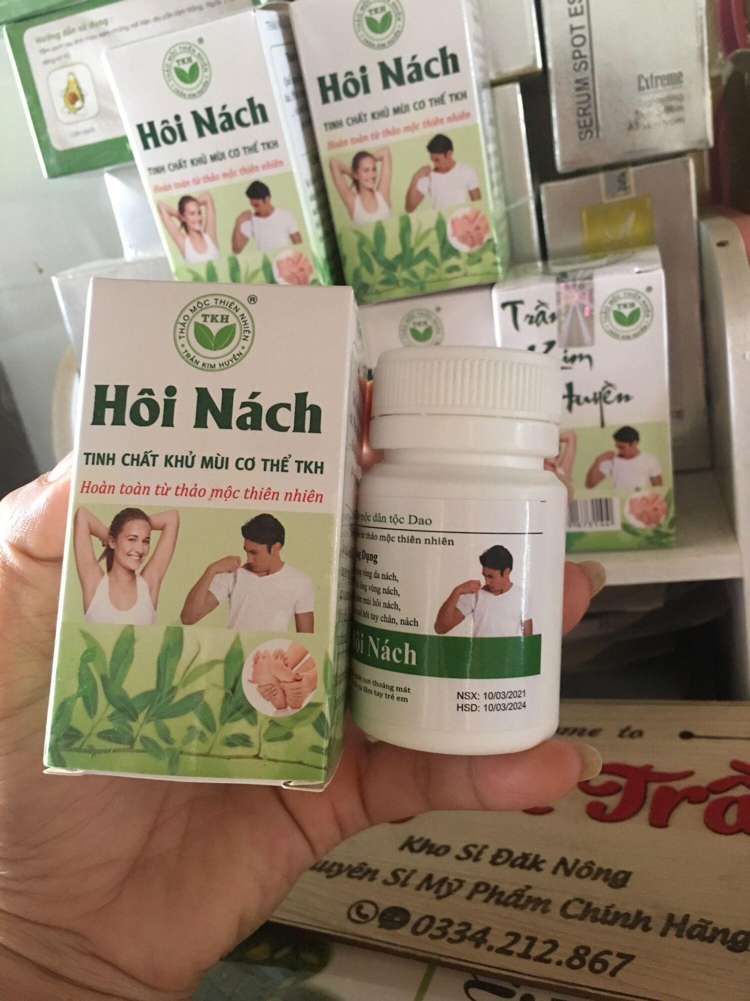 HÔI NÁCH HÔI CHÂN TRẦN KIM HUYỀN
