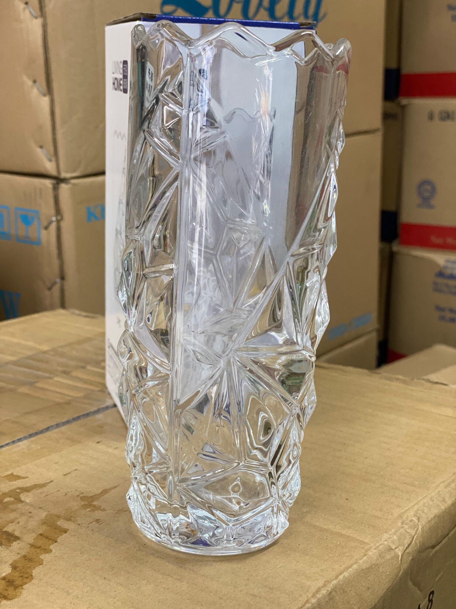 Bình cắm hoa thuỷ tinh trong suốt cao 20cm