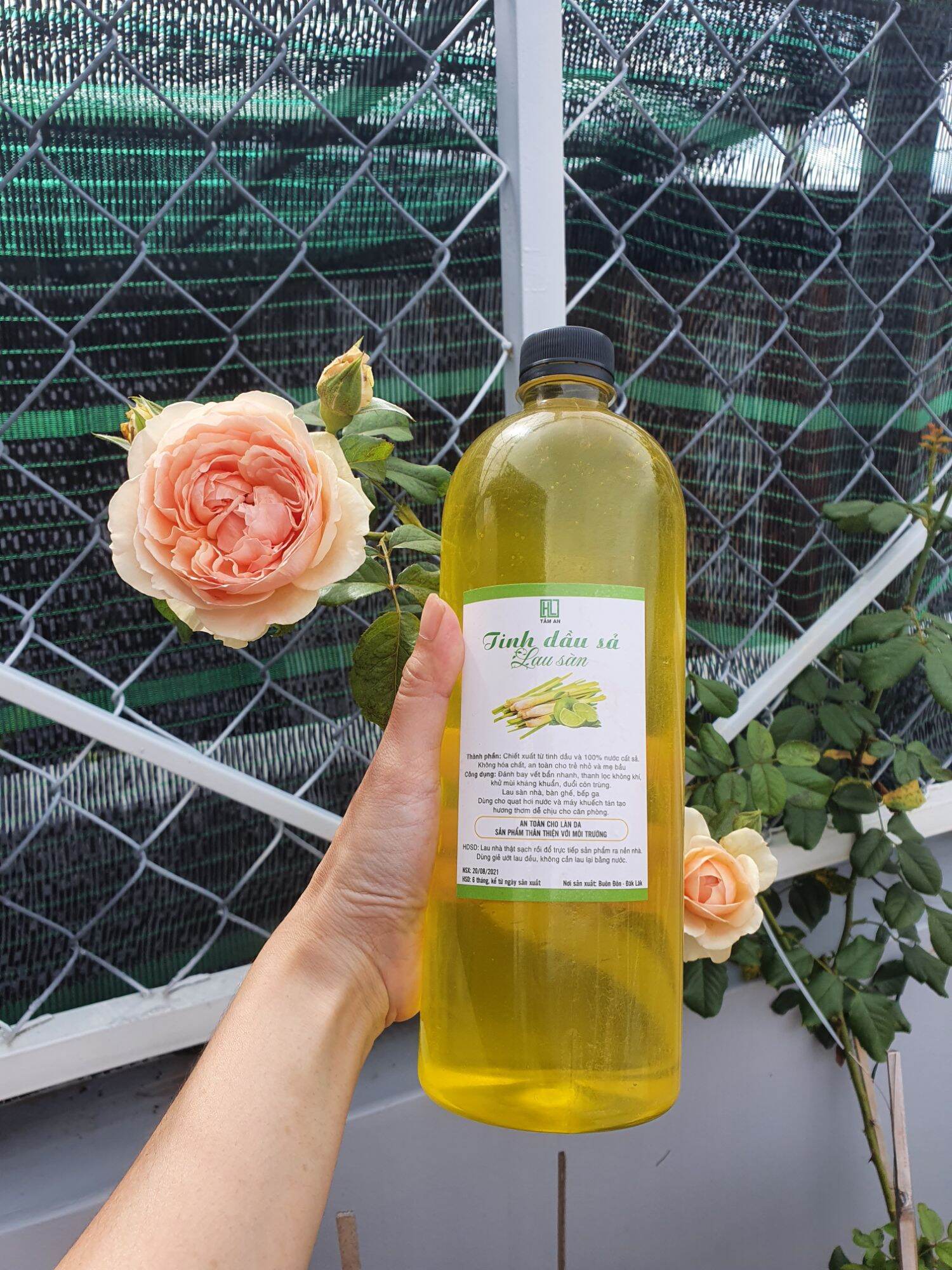 Tinh dầu sả chai 1 lít