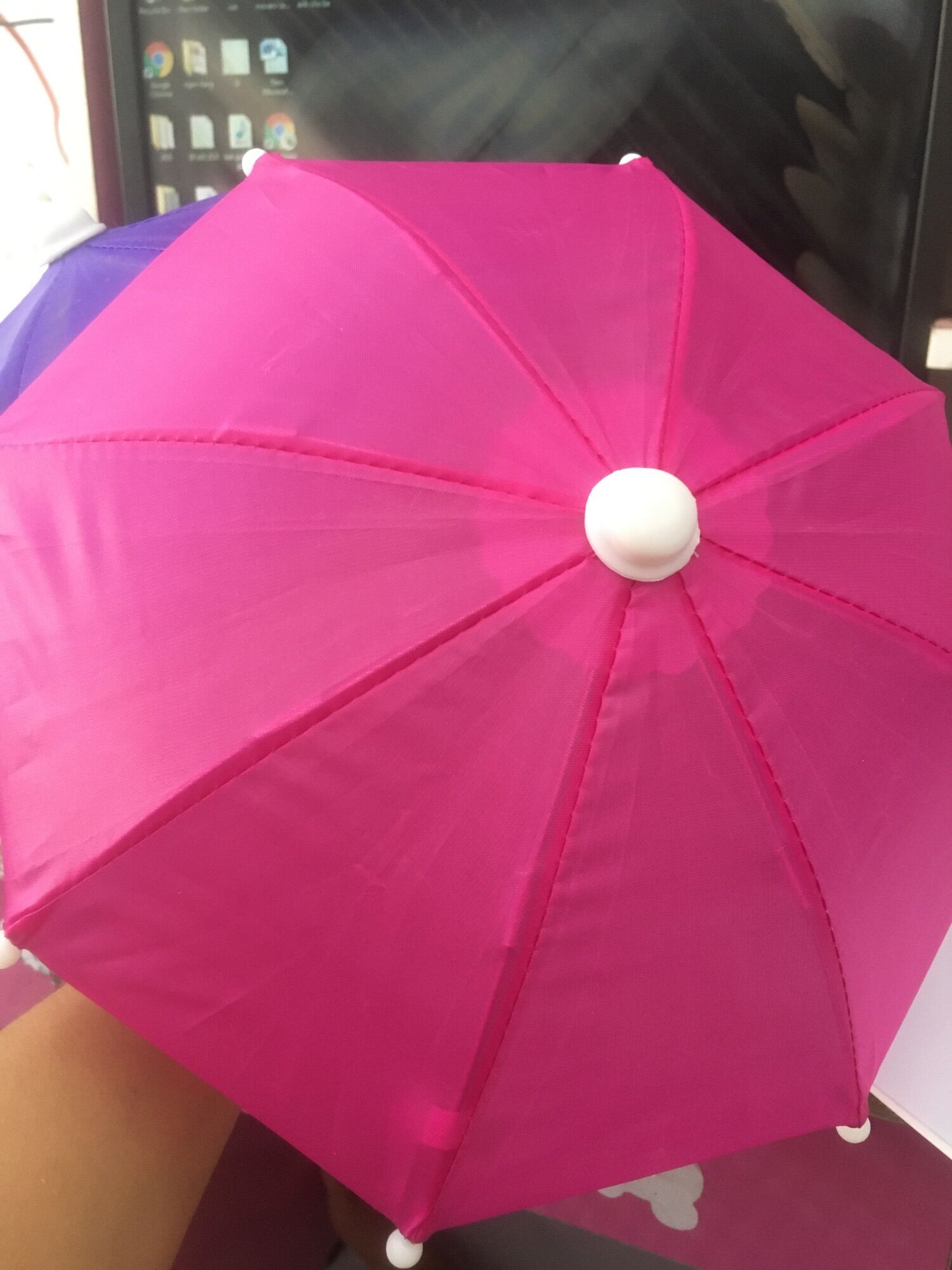 Dù mini che điện thoại
