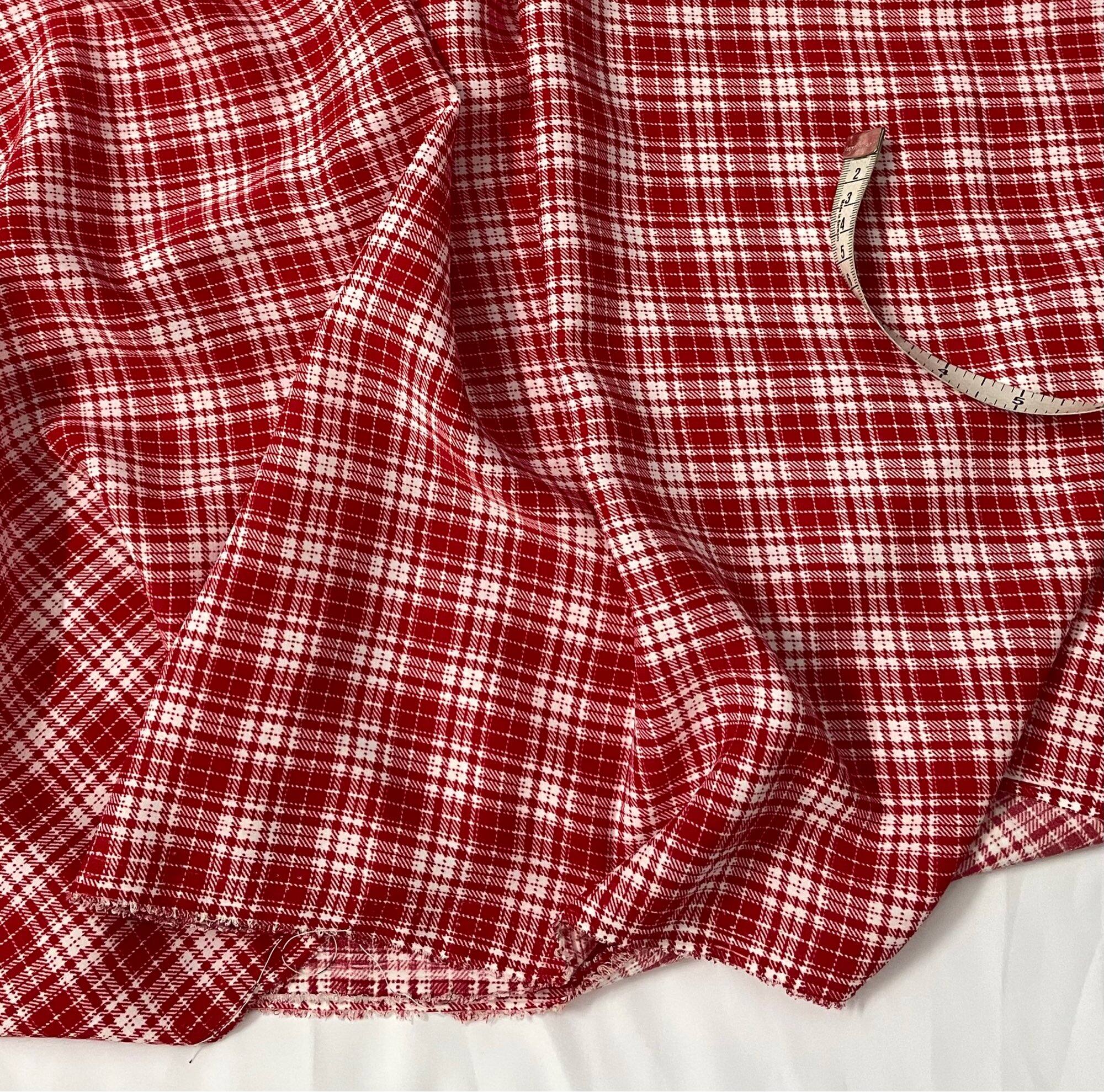 2m lụa mango hoạ tiết caro đỏ nền trắng - mềm rũ, mịn, mát, co giãn