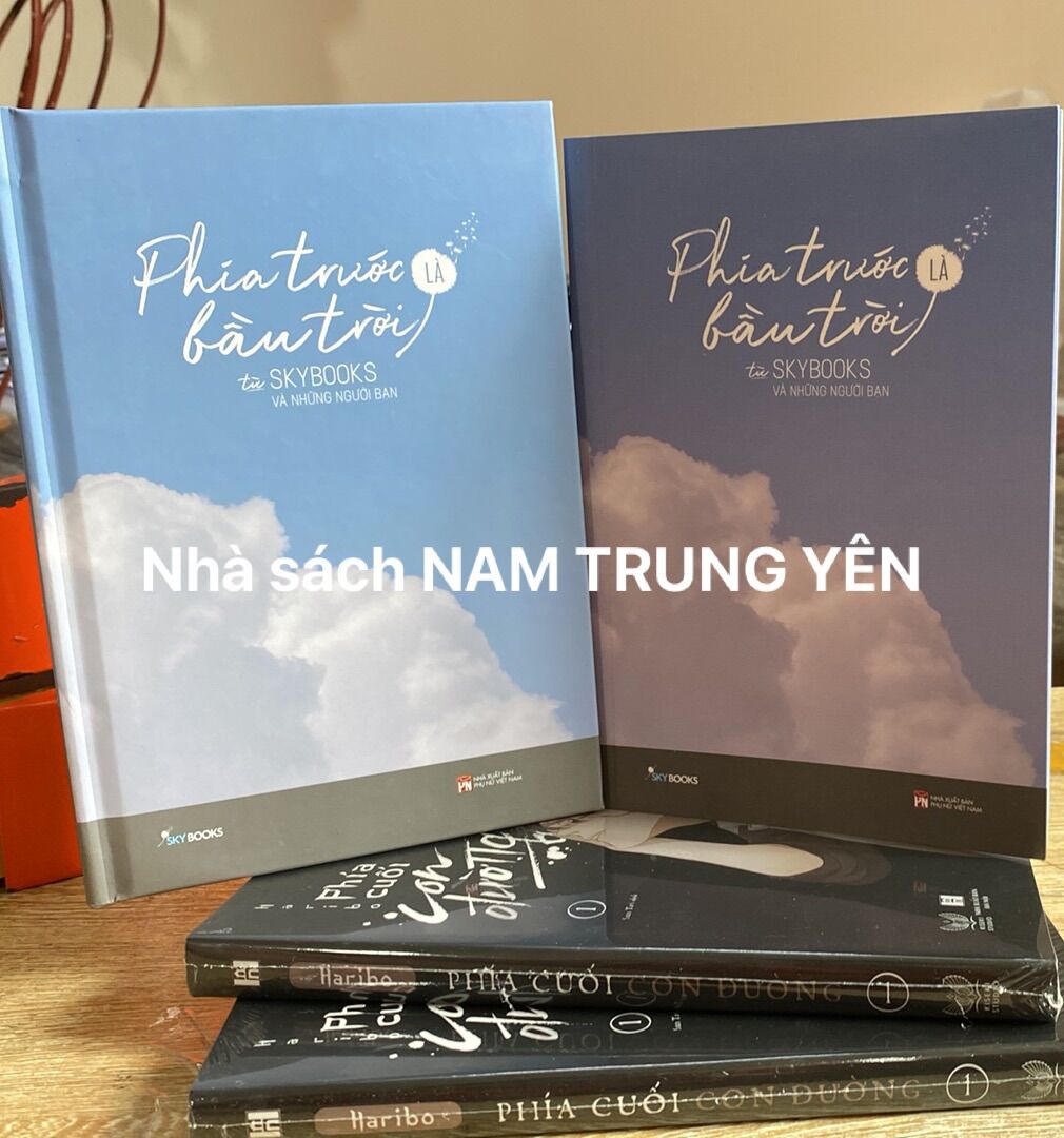 Sách - Phía Trước Là Bầu Trời - Skybooks và những người bạn