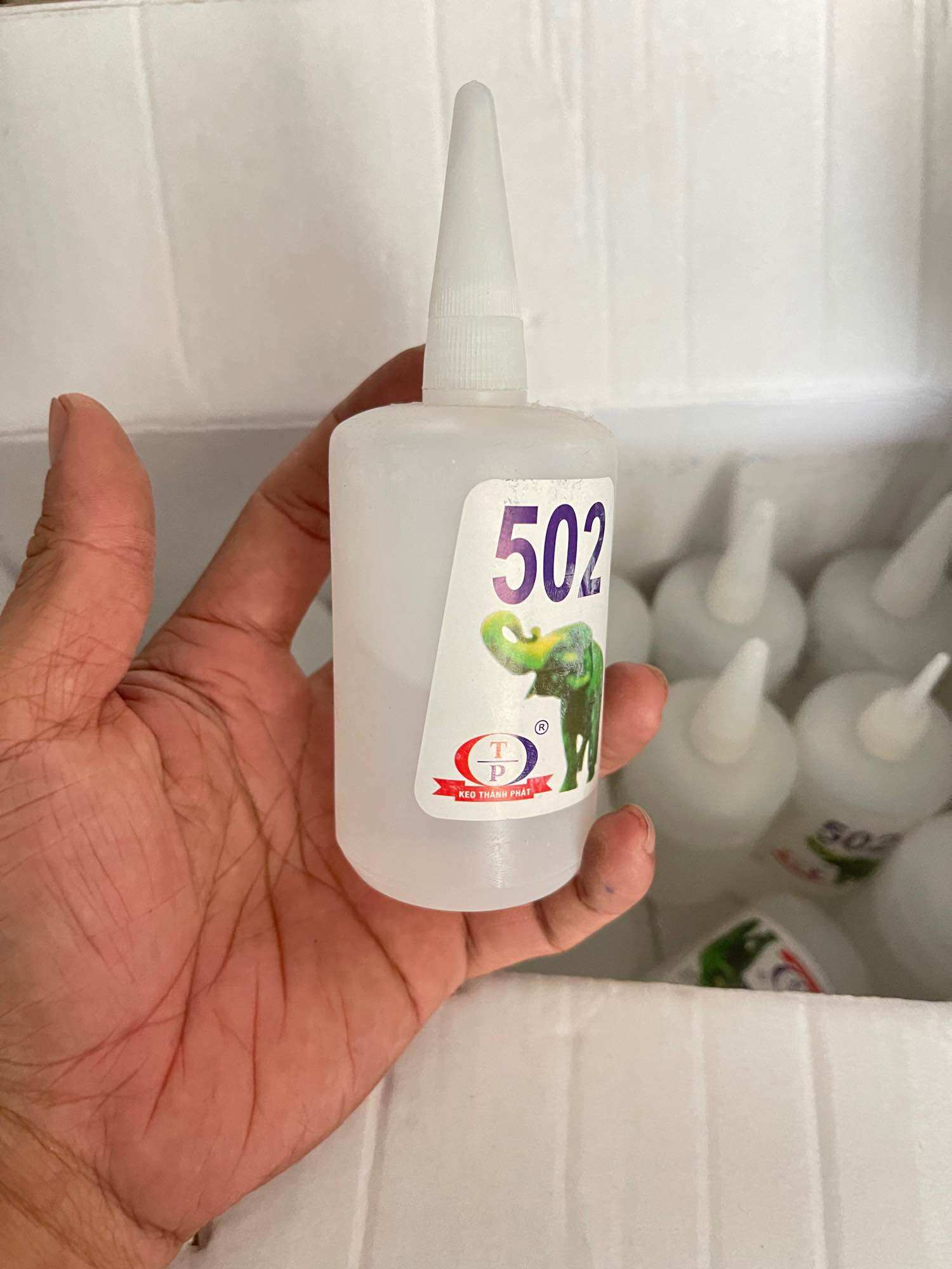 Keo 502 siêu dính ( chai nhỏ, chai lớn 70g, chai lớn 140g)