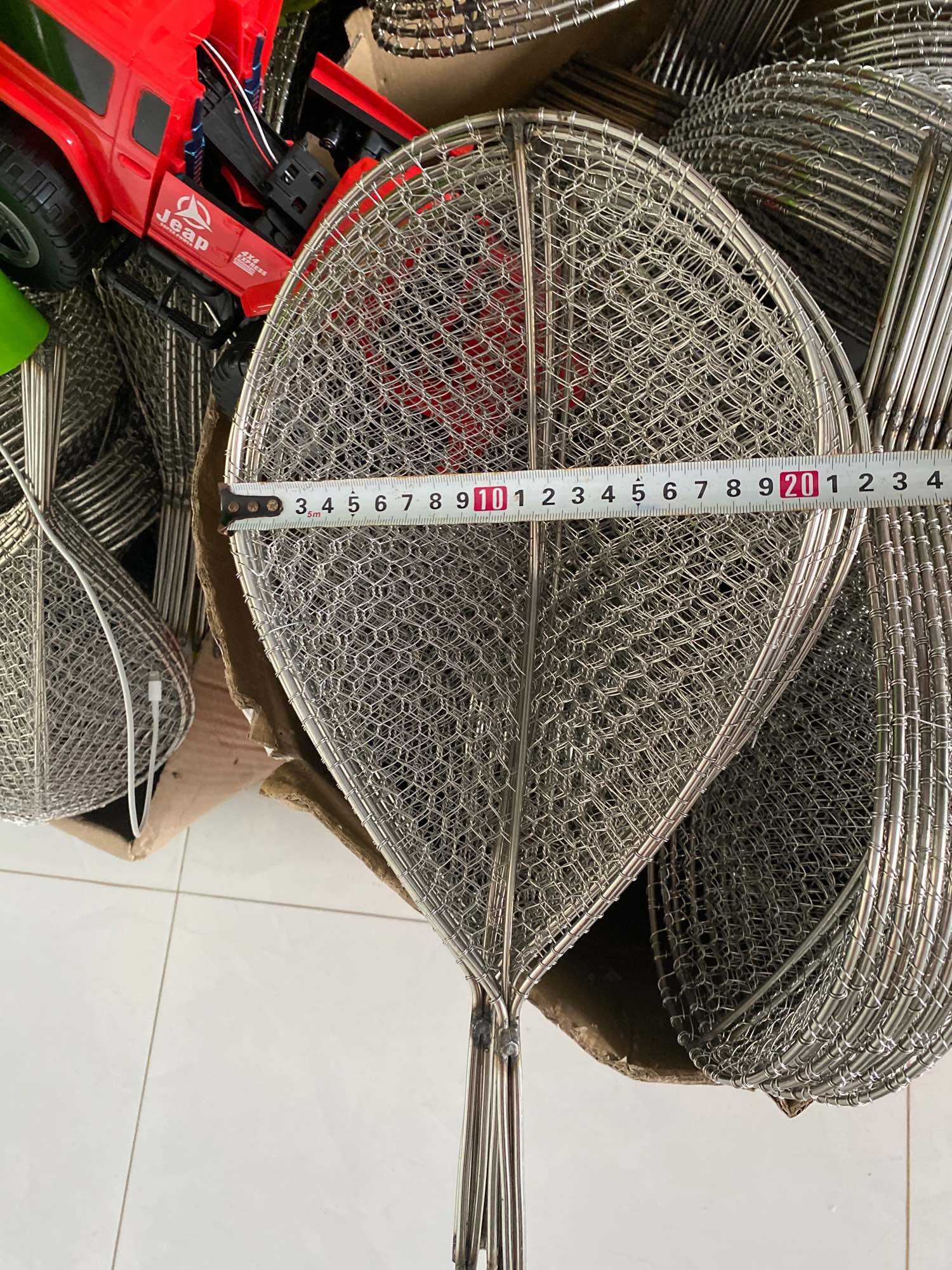 1 cây vợt ixon vớt lưới đánh bắt cá