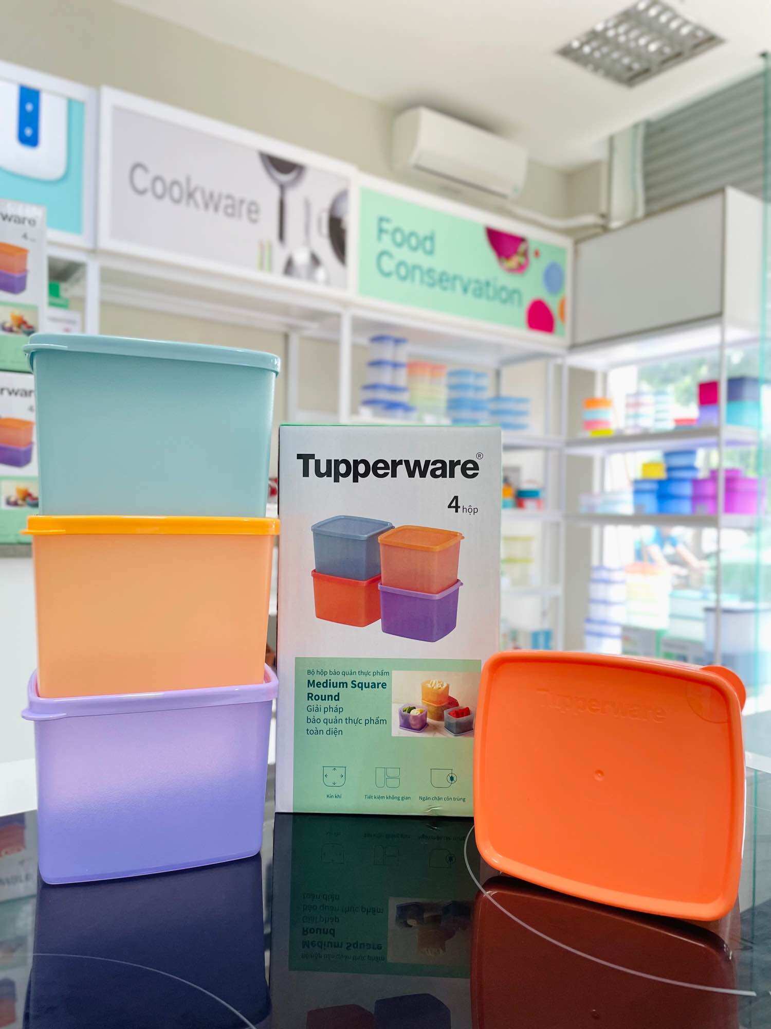 Set 4 hộp trữ mát Medium Square Round 840ml Tupperware