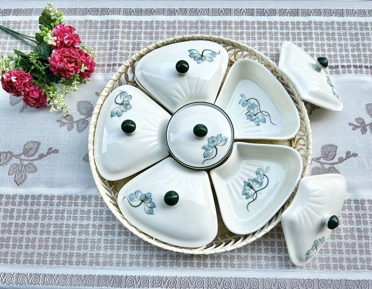 Khay mứt sứ Bát Tràng  kèm khay mây