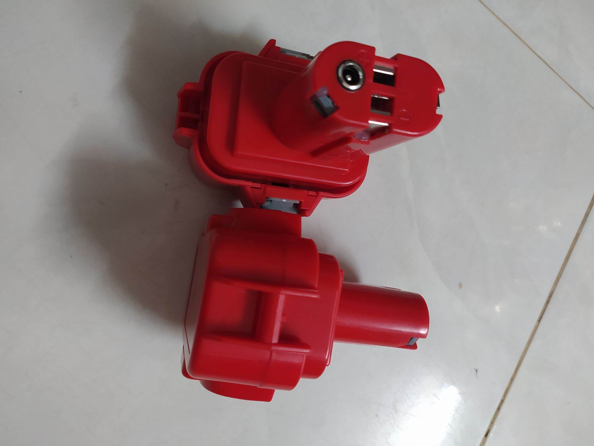 Pin Makita 9.6v dung lượng 2000mah xả 20A