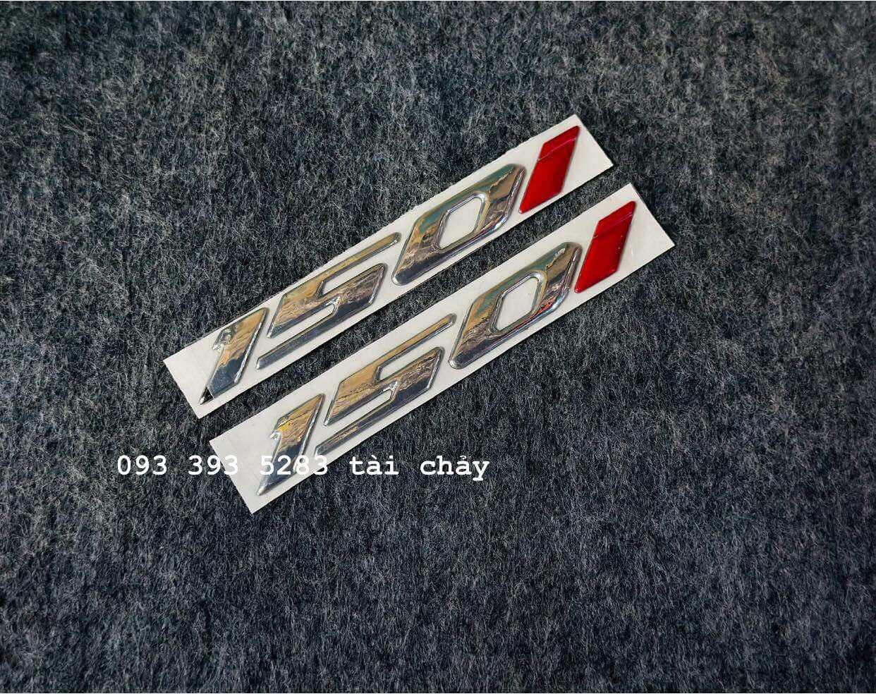 [ 1 CẶP ] TEM NỔI SỐ 125i + 150i BẠC CROM DÁN CÁNH BỮNG ỐP SƯỜN