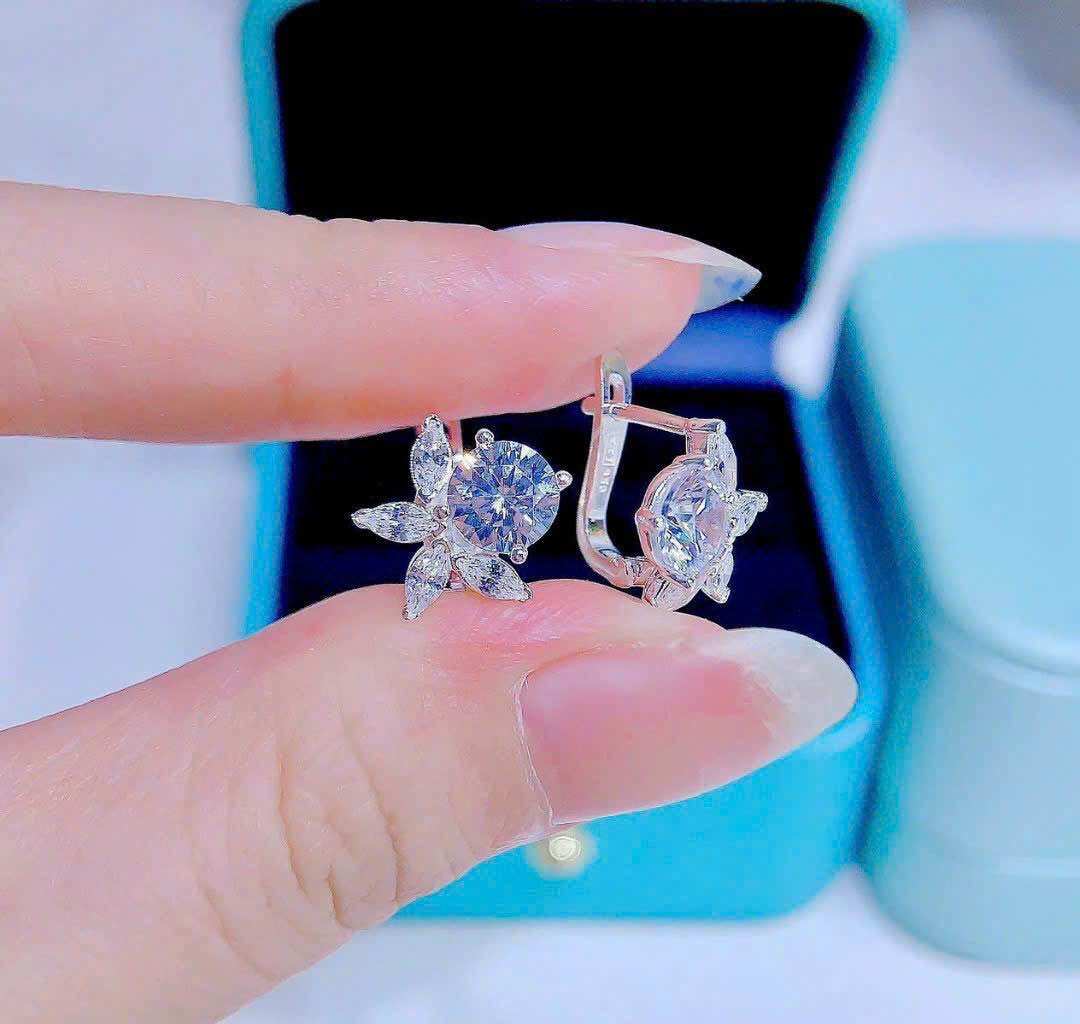 Bông tai cánh quạt HOA chốt đùi gà cài đính đá siêu sáng Kami trang sức sỉ BL360