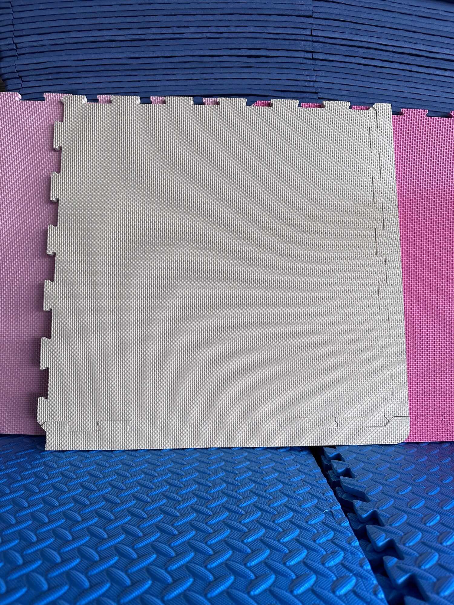 Thảm xốp lót sàn size 60×60×1cm