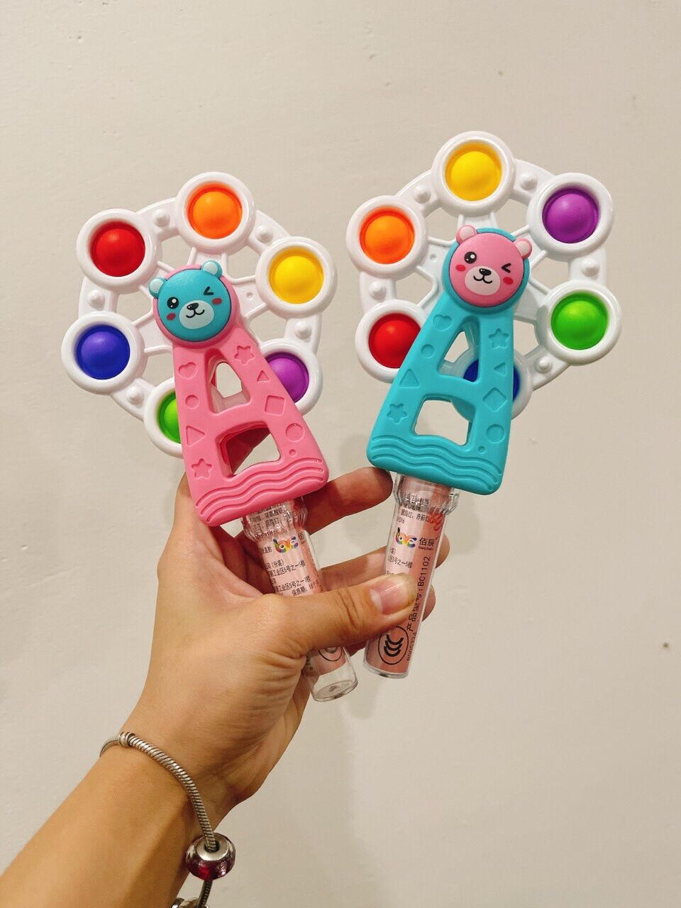 Kẹo đồ chơi spiner popit