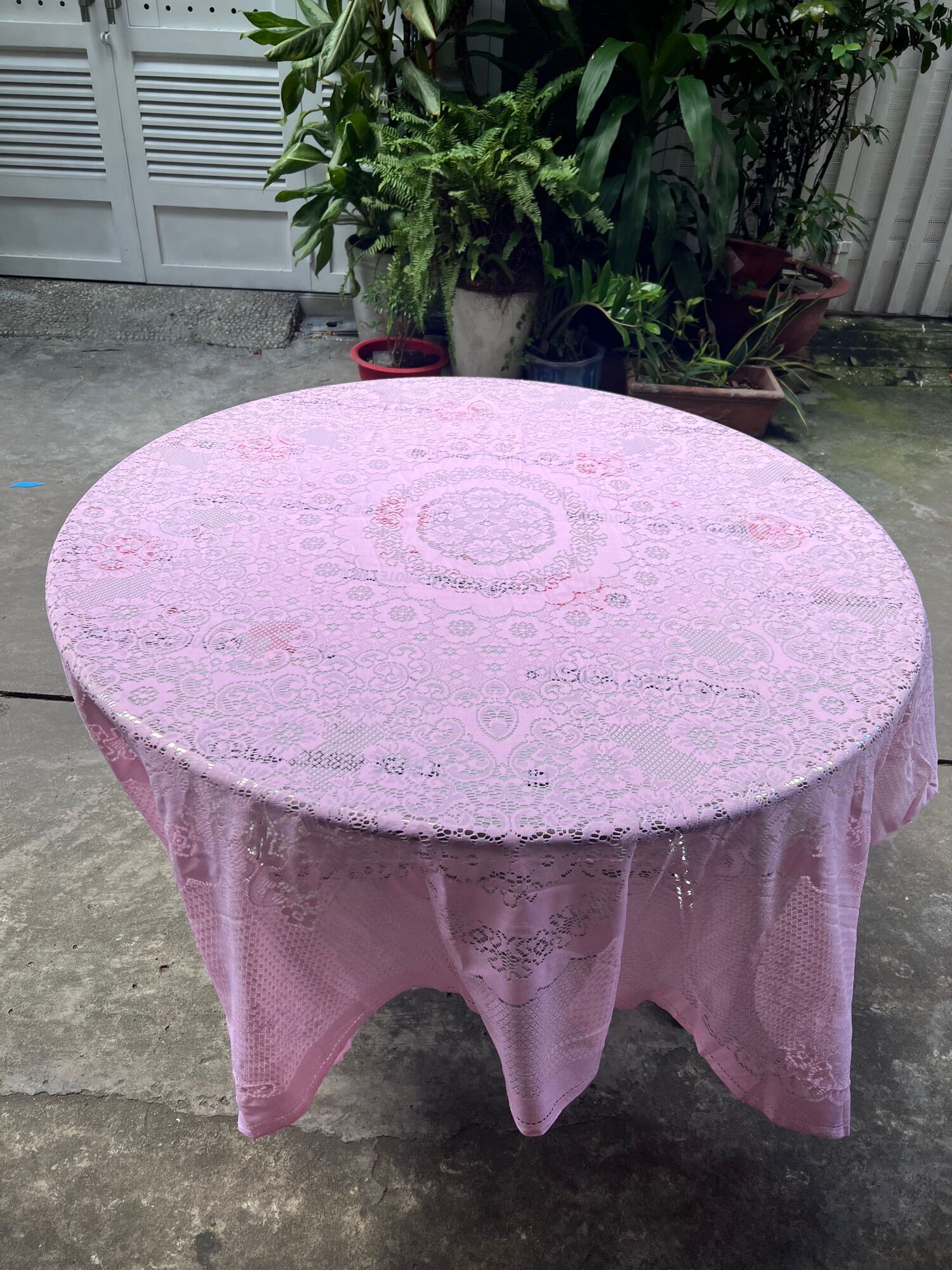 Khăn trải bàn Ren 1m7 x 1m7,Chất dày